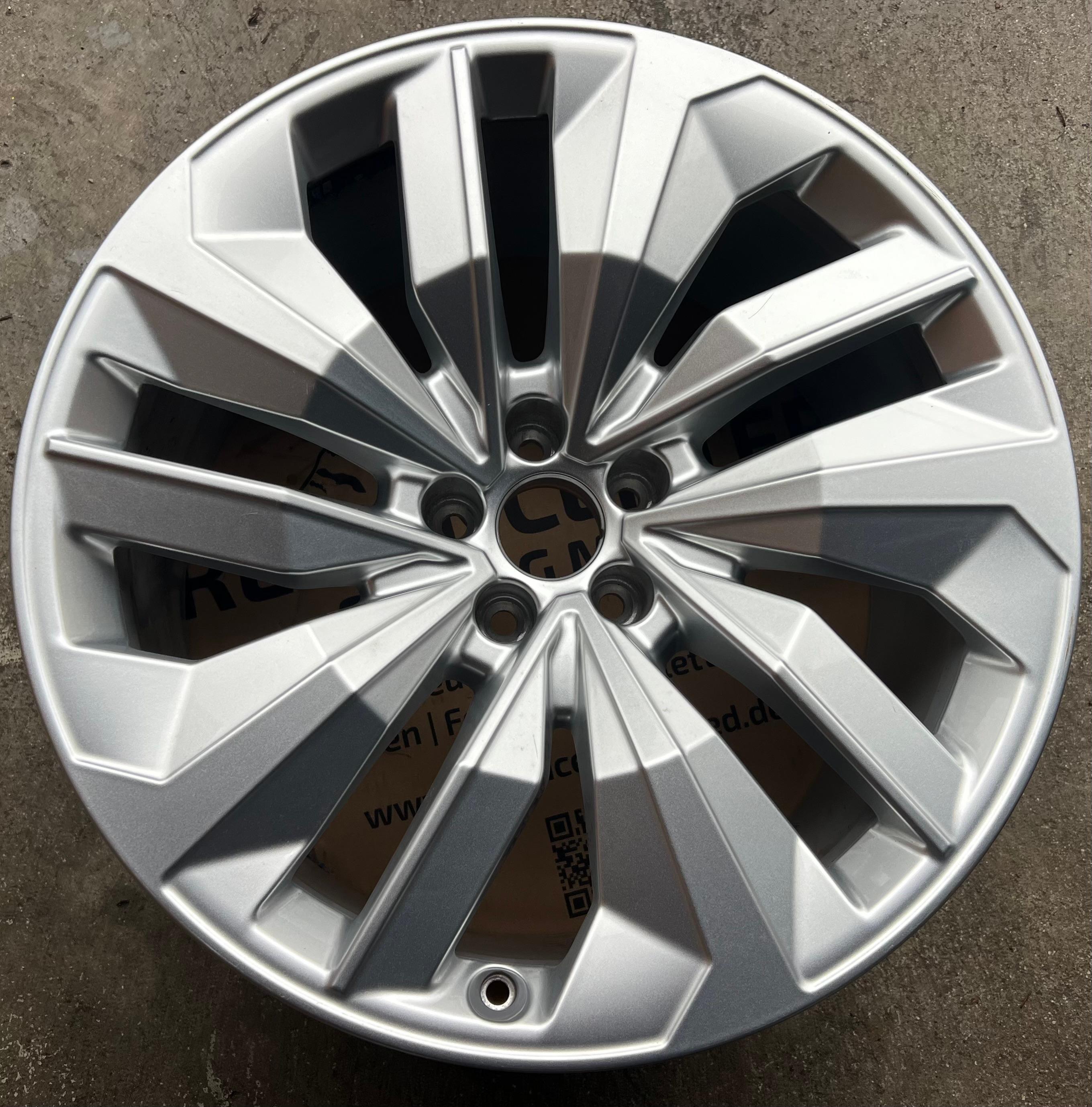 1 cerchio in lega originale da 20" per Audi Q8 SQ8 ETRON 4M 4KE601025E 10Jx20 ET22