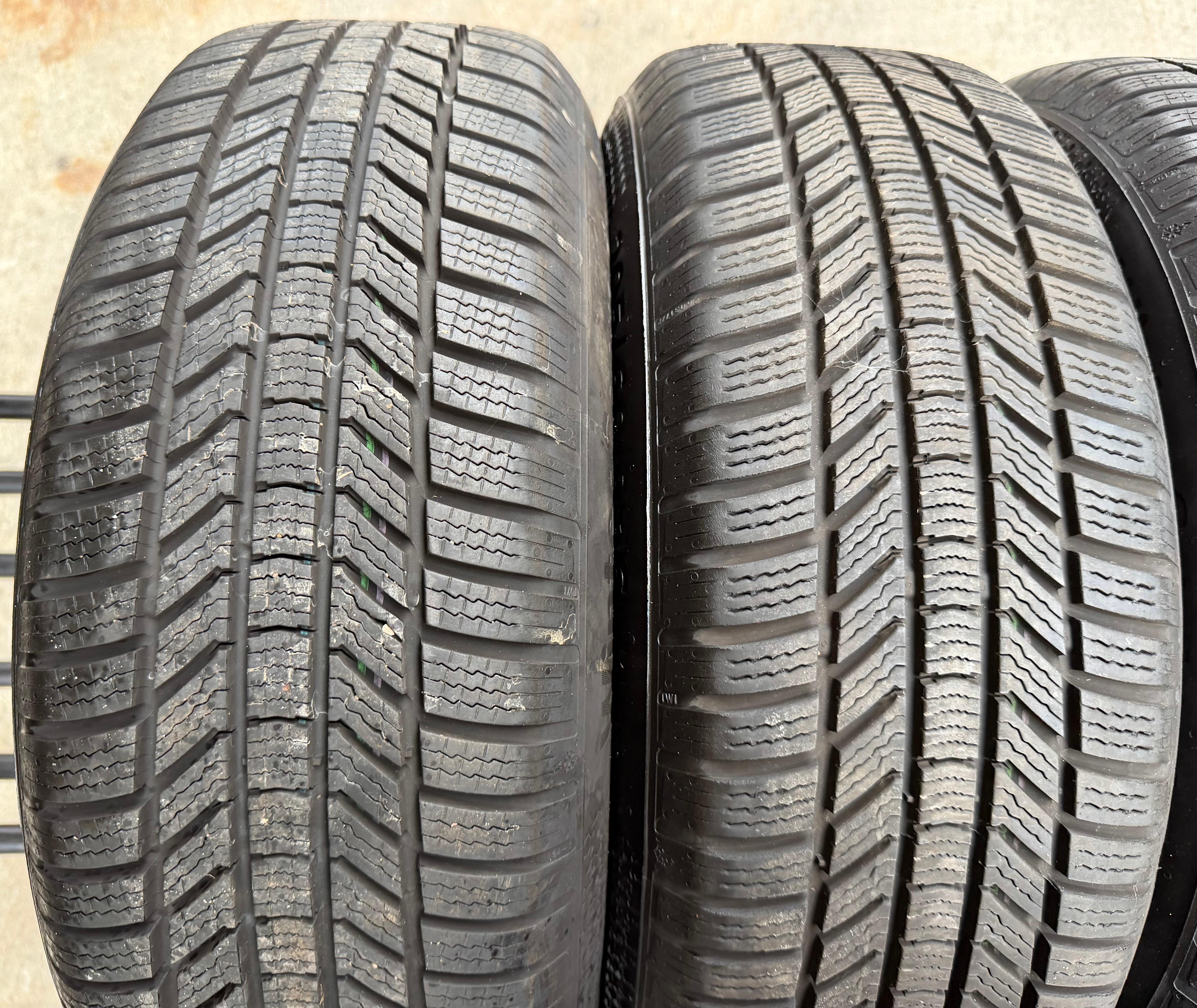 4 Original Alu Winterräder Audi A4 8W B9 8W0601025A 205/60R16 92H Continental