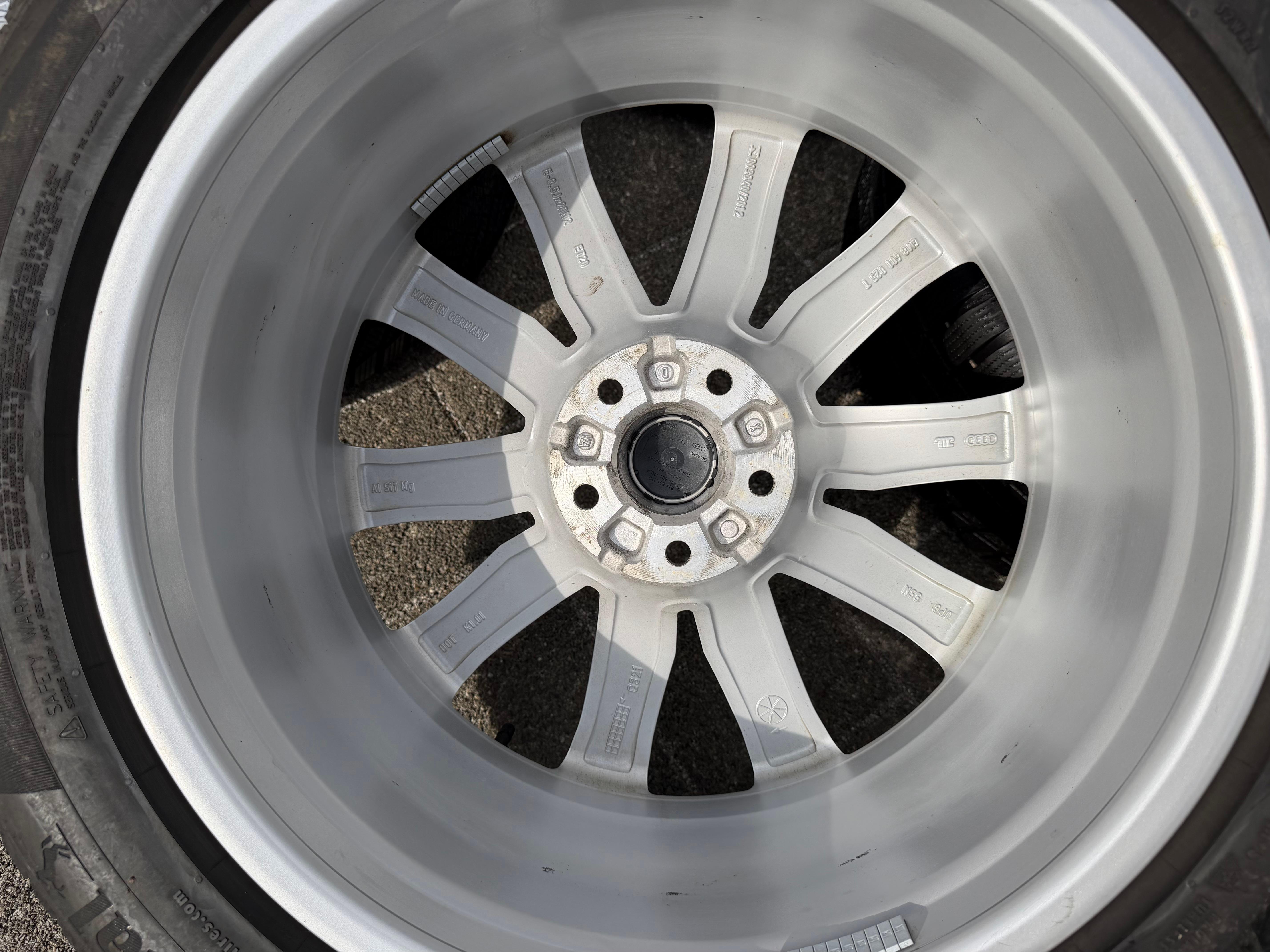 4 Original 20" Alu Winterräder Audi Q8 SQ8 4M8601025T 265/50R20 111H Continental