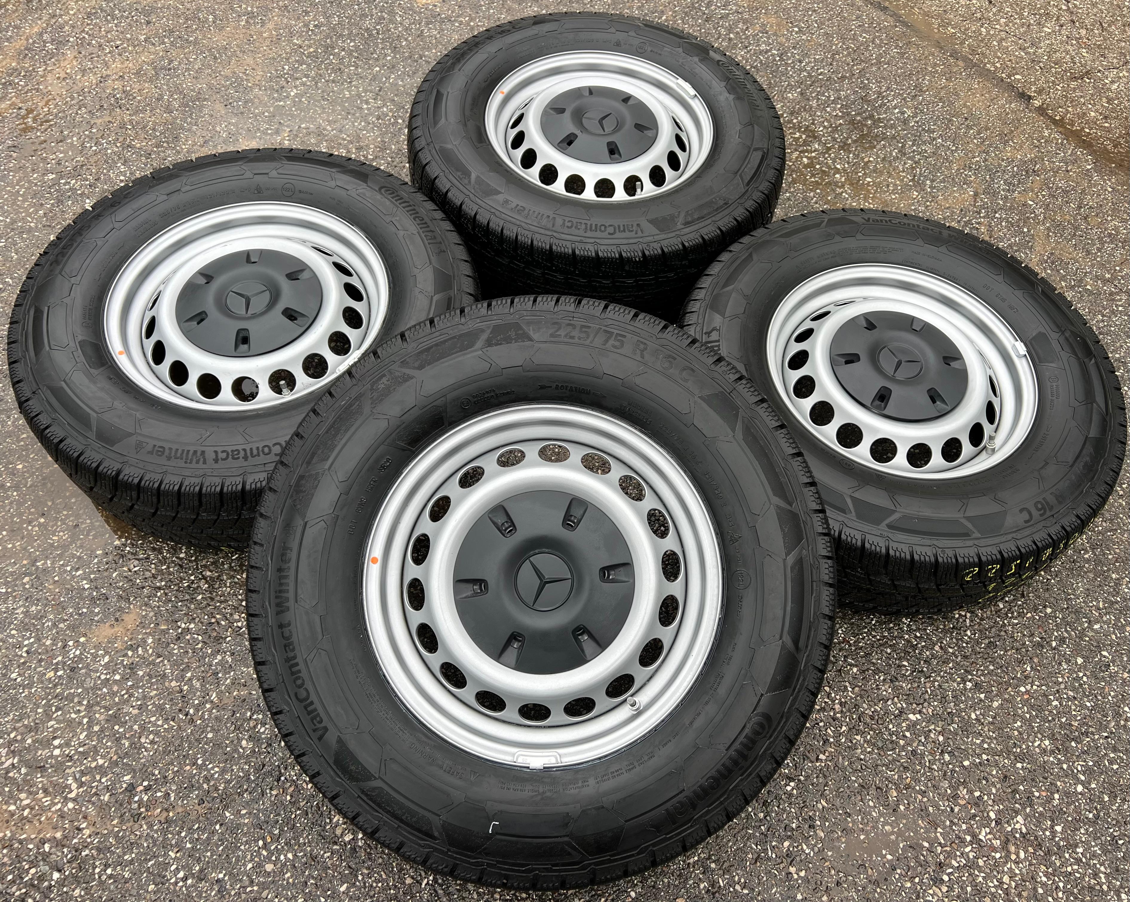 4 WINTERWIELEN MERCEDES SPRINTER W907 225/75R16C 121/120R CONTINENTAL RDKS