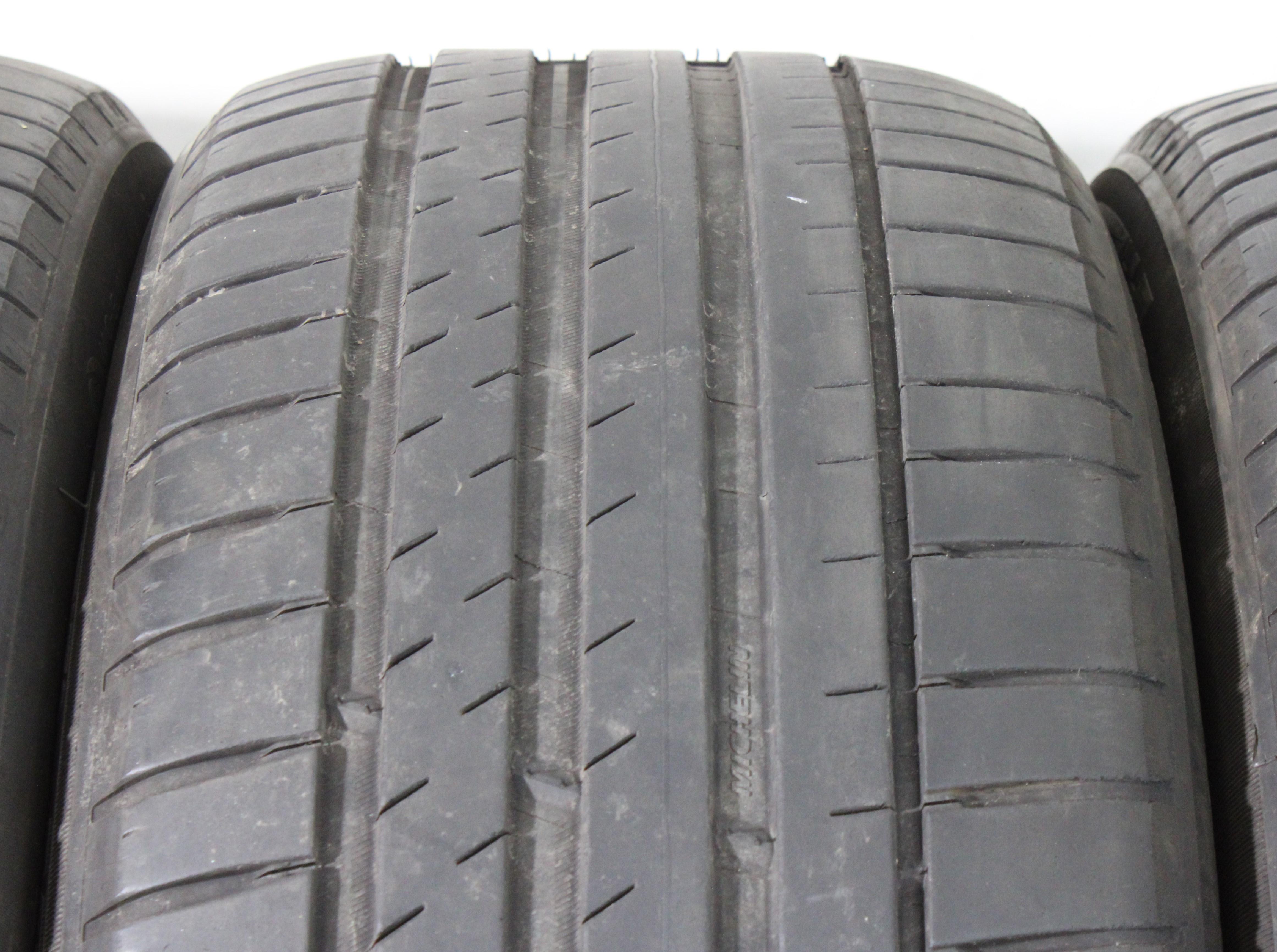 4 x 245/50R19 105W Sommerreifen Michelin Pilot Sport 4 SUV 2x4-4,5mm/2x4,5-5mm 2023 *