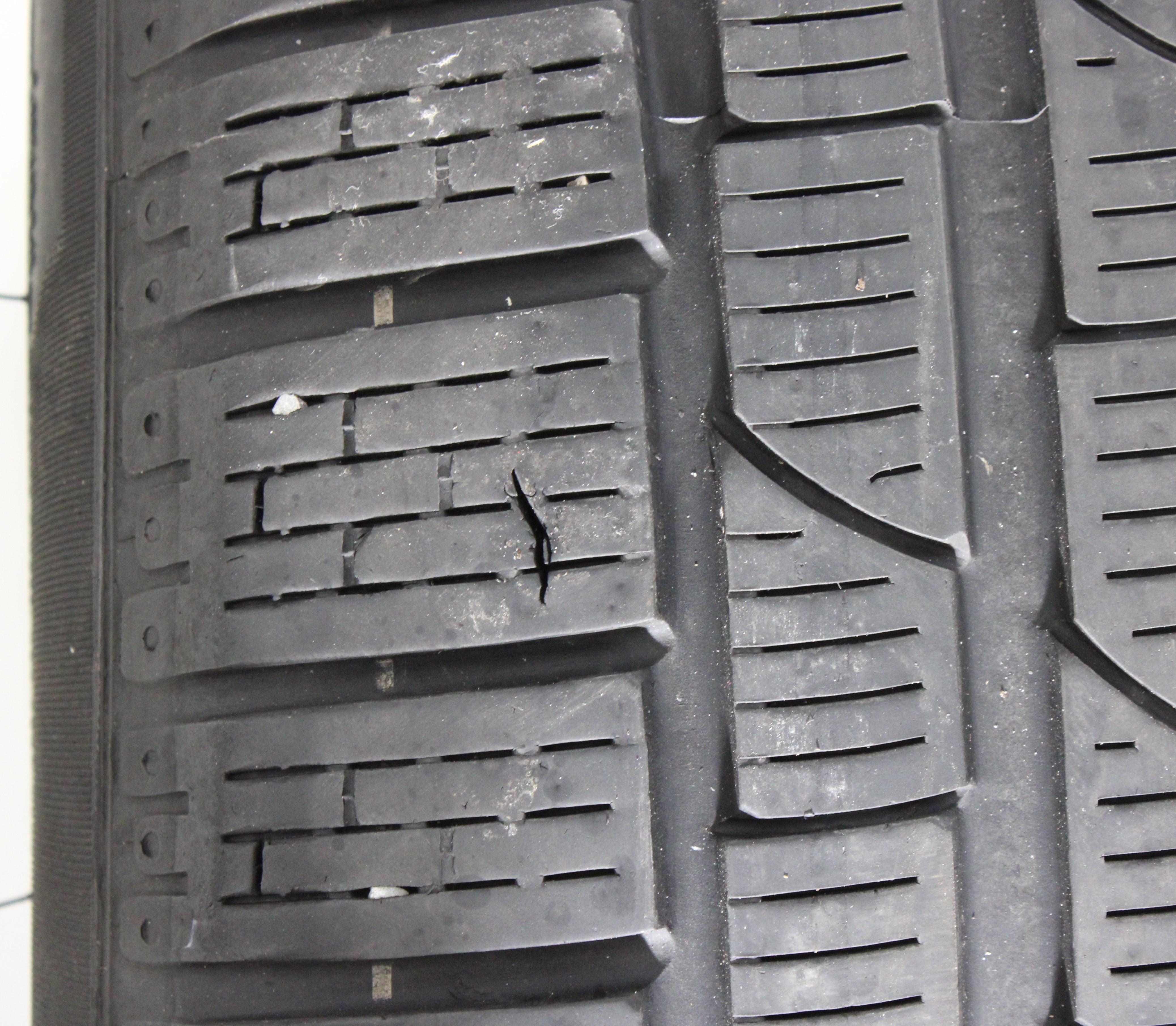 4 x 225/45R18 95V Winterreifen Pirelli Sottozero Winter 240 Serie 2 Runflat 5-5,5mm 2016 *