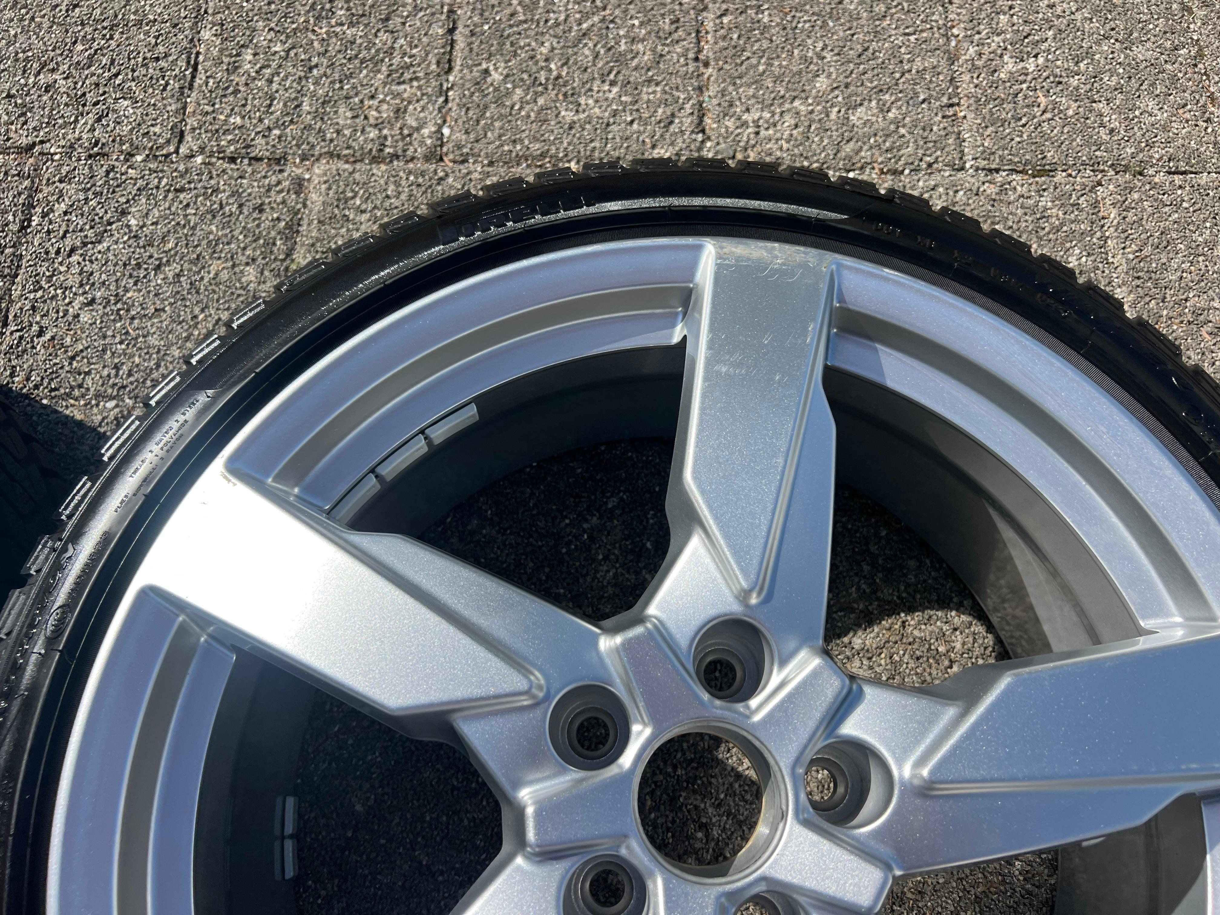 4 ruedas de invierno originales de aleación de 19" para AUDI TT TTS 8S 8S0601025AG 225/40R19 93V 2022, envío gratuito