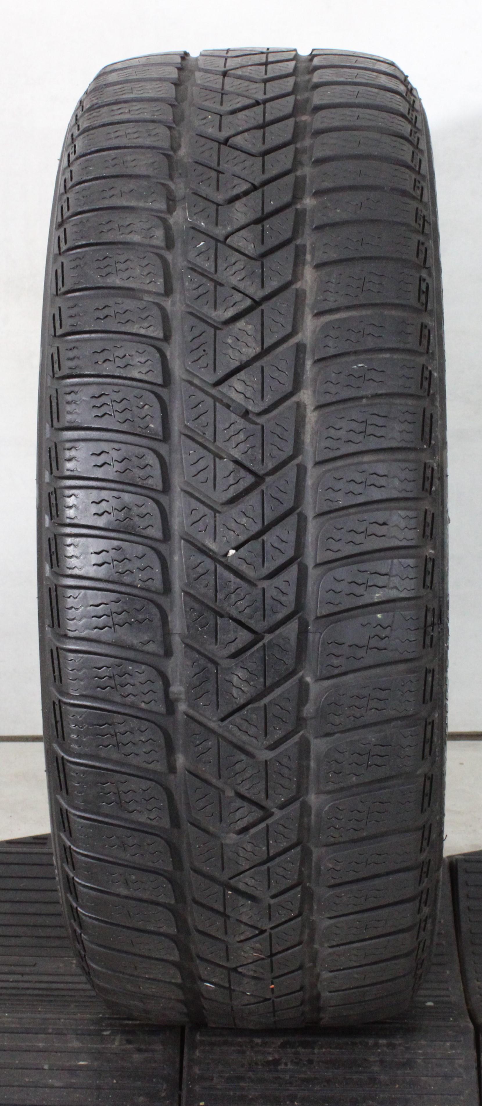 1 x 225/45R18 95H Winterreifen Pirelli Sottozero 3 J 4-4,5mm 2018