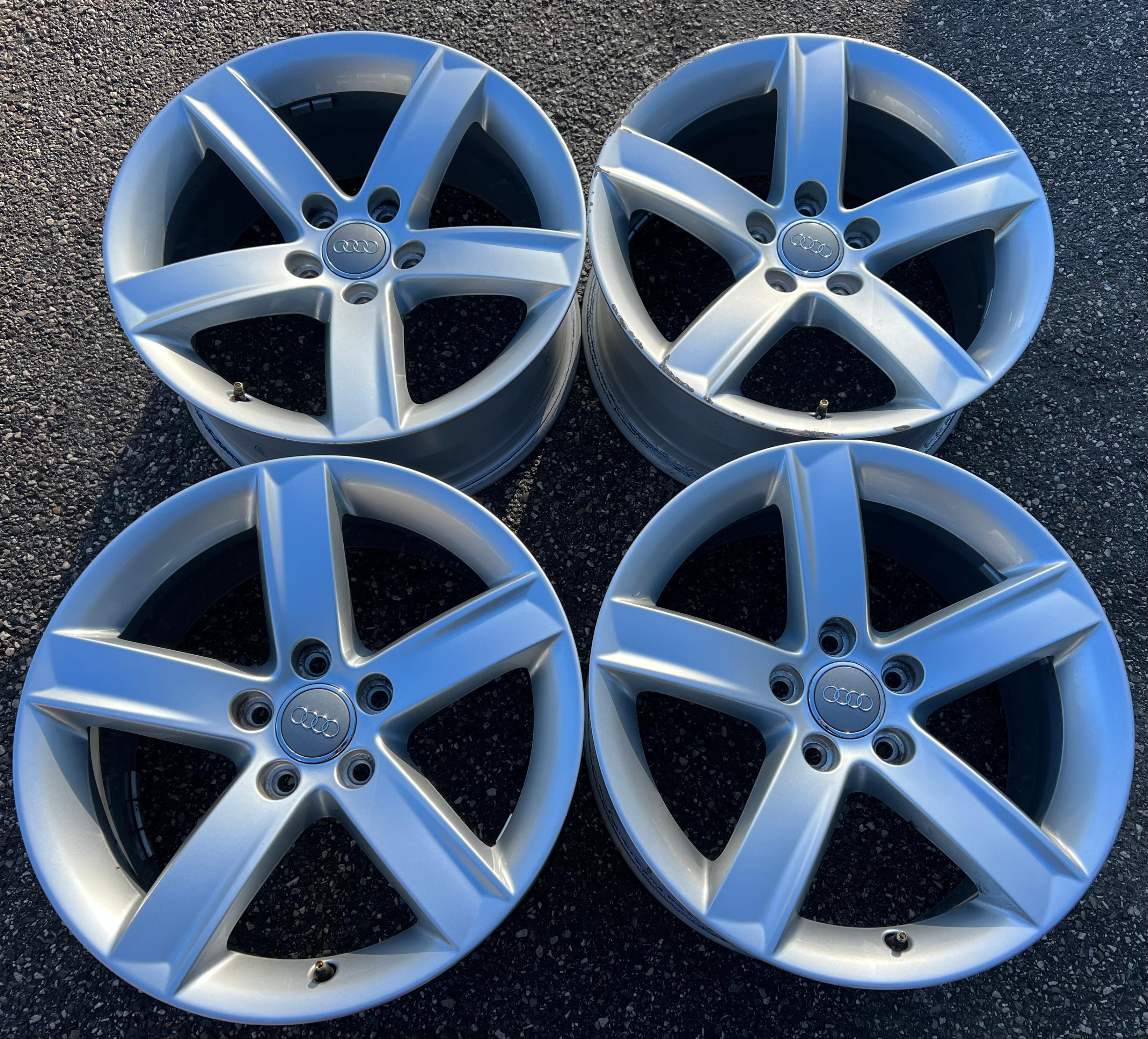 4 CERCHI ORIGINALI IN ALLUMINIO DA 17" AUDI A5 8T 8T0071497 CONSEGNA GRATUITA