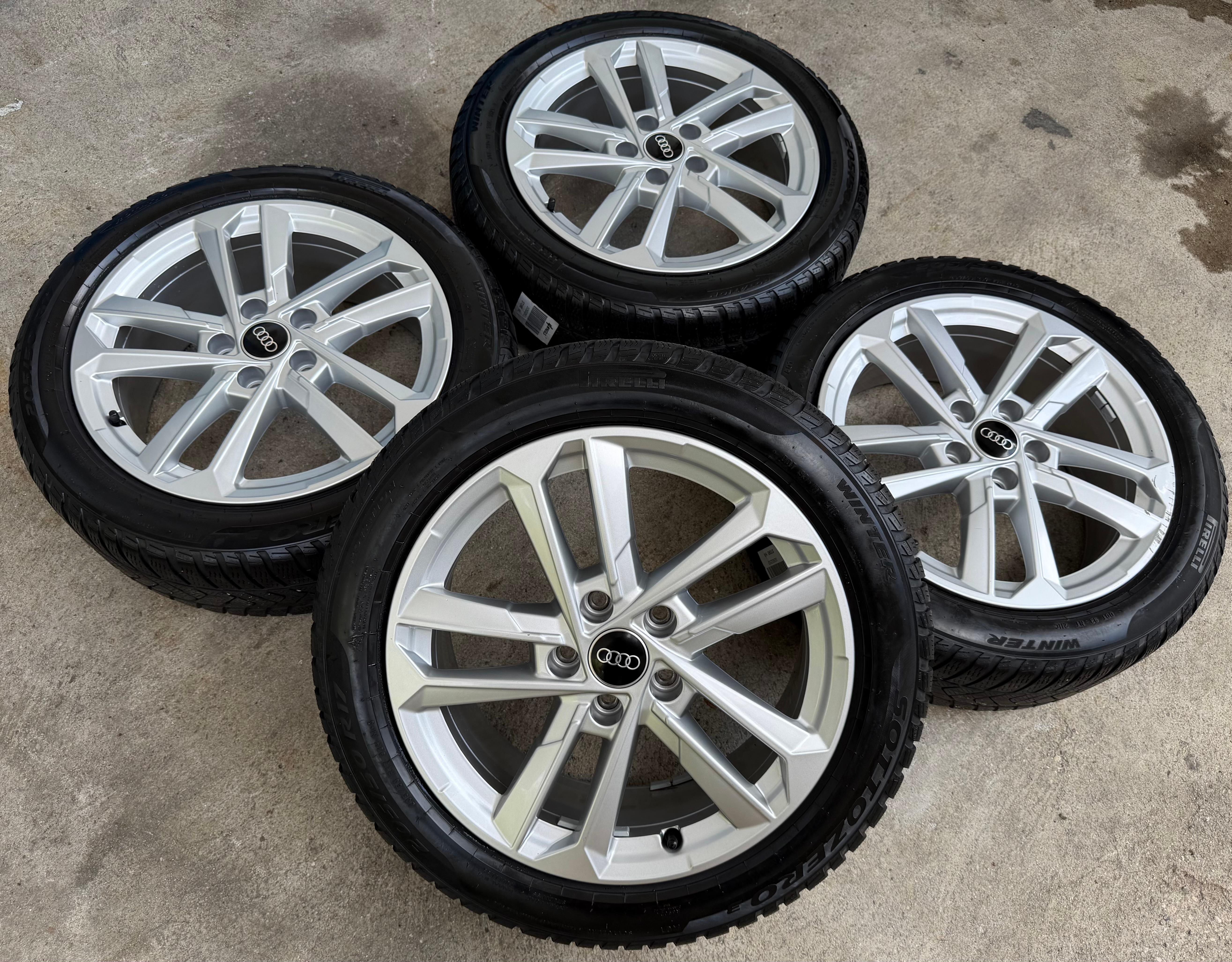 4 Original 17" Alu Winterräder Audi A3 S3 8Y 8Y0601025L 205/50R17 93H Pirelli