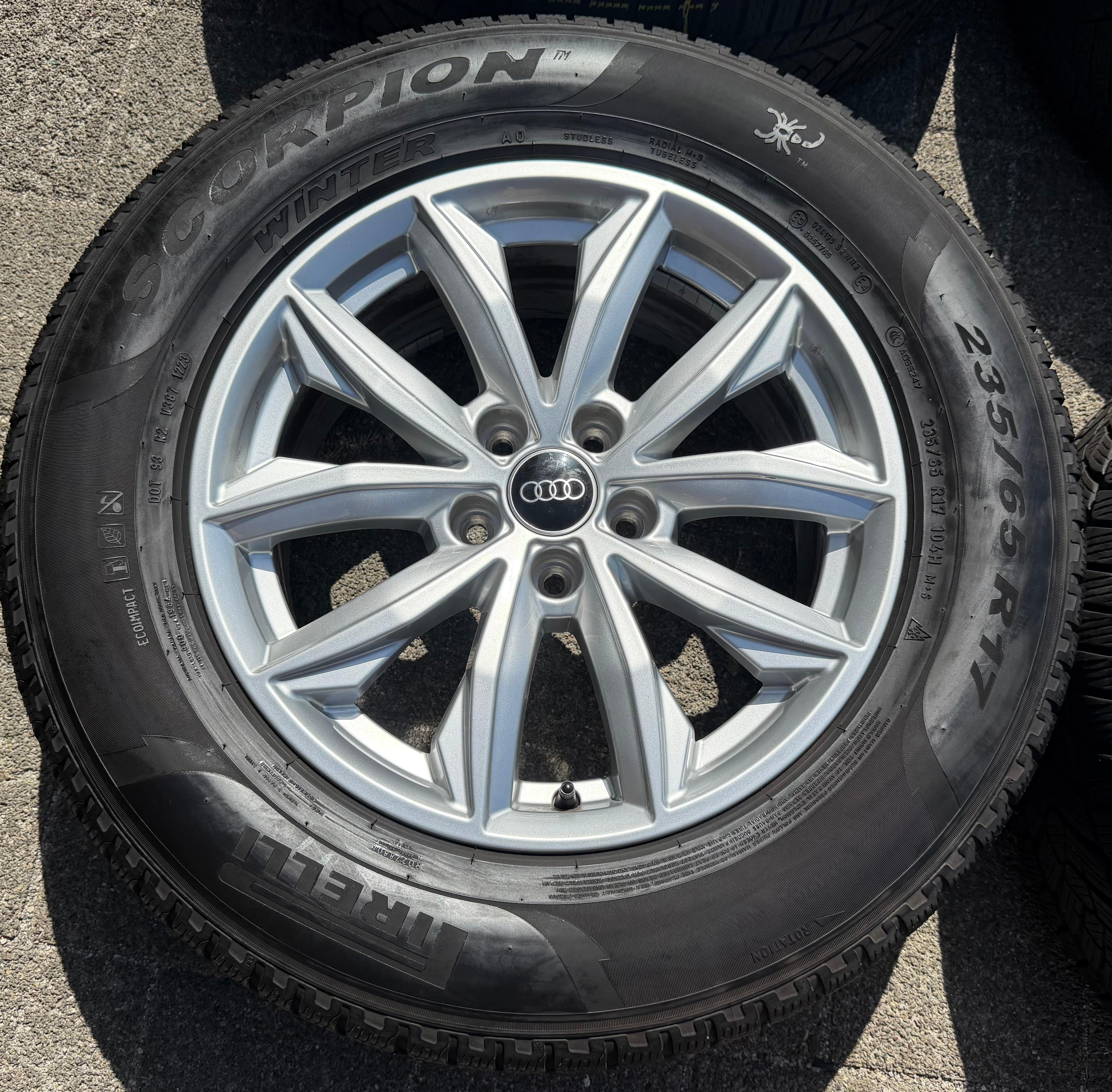 4 Original 17" Alufelgen Audi Q5 FY 80A601025J 7x17 ET34 Felge