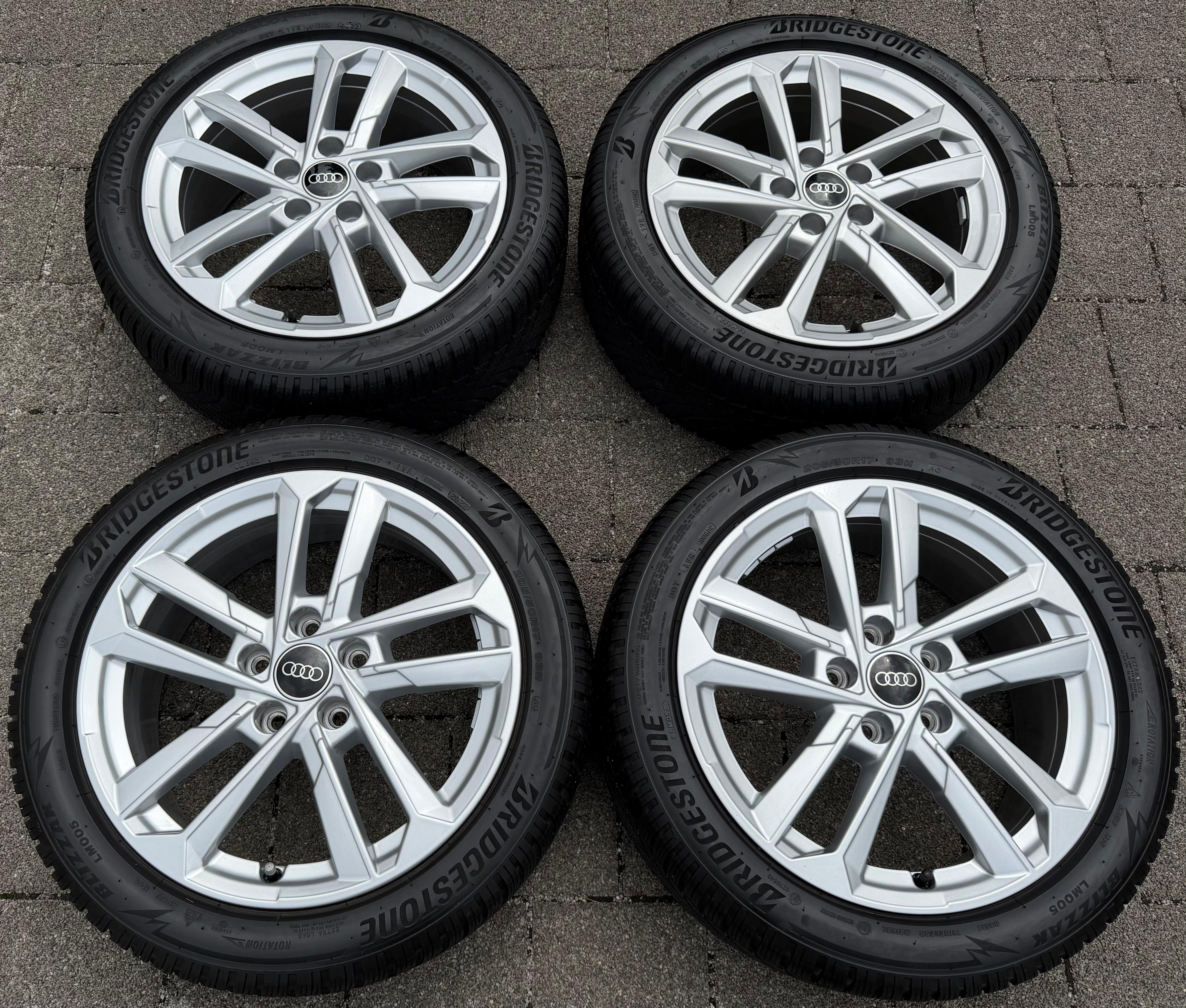 4 Original 17" Alu Winterräder Audi A3 S3 8Y 8Y0601025DH 205/50R17 93H Bridgestone