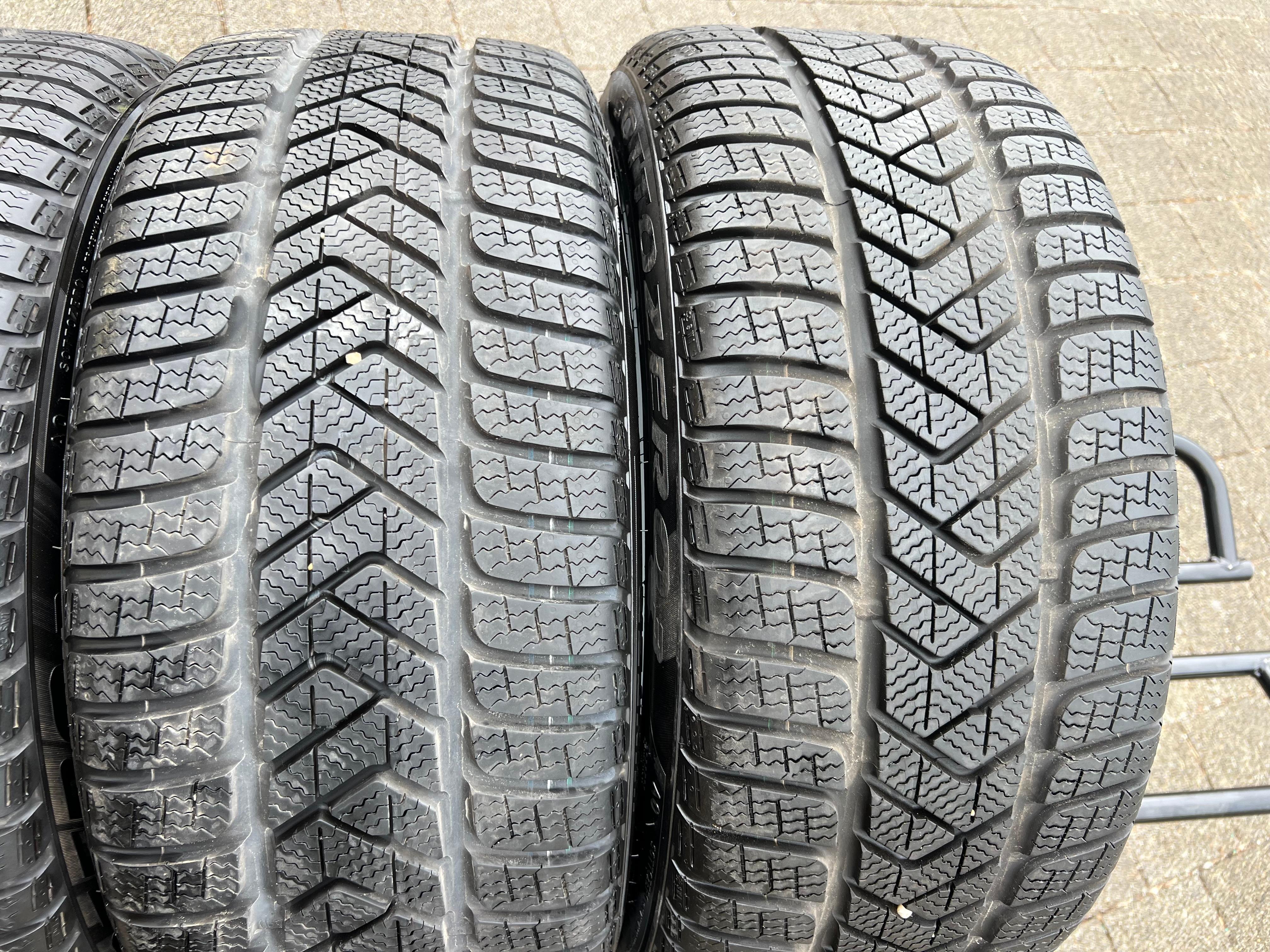 4 CERCHI INVERNALI ORIGINALI IN ALLUMINIO DA 18" AUDI TT TTS 8S 8S0601025D 245/40R18 98V PIRELLI CONSEGNA GRATUITA