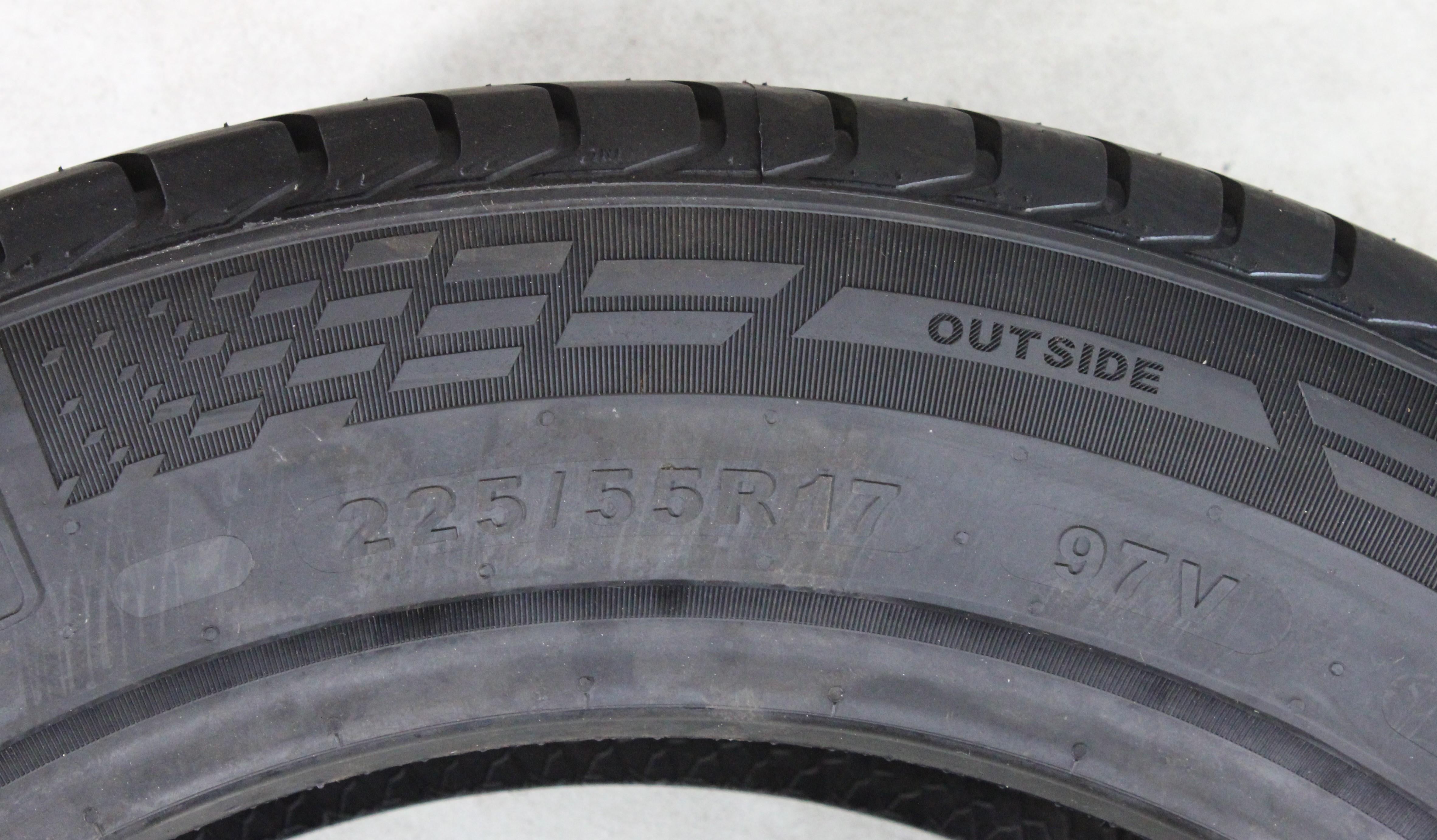 4 neumáticos de verano 225/55R17 97V «Berlin Tires Summer UHP1» 2025