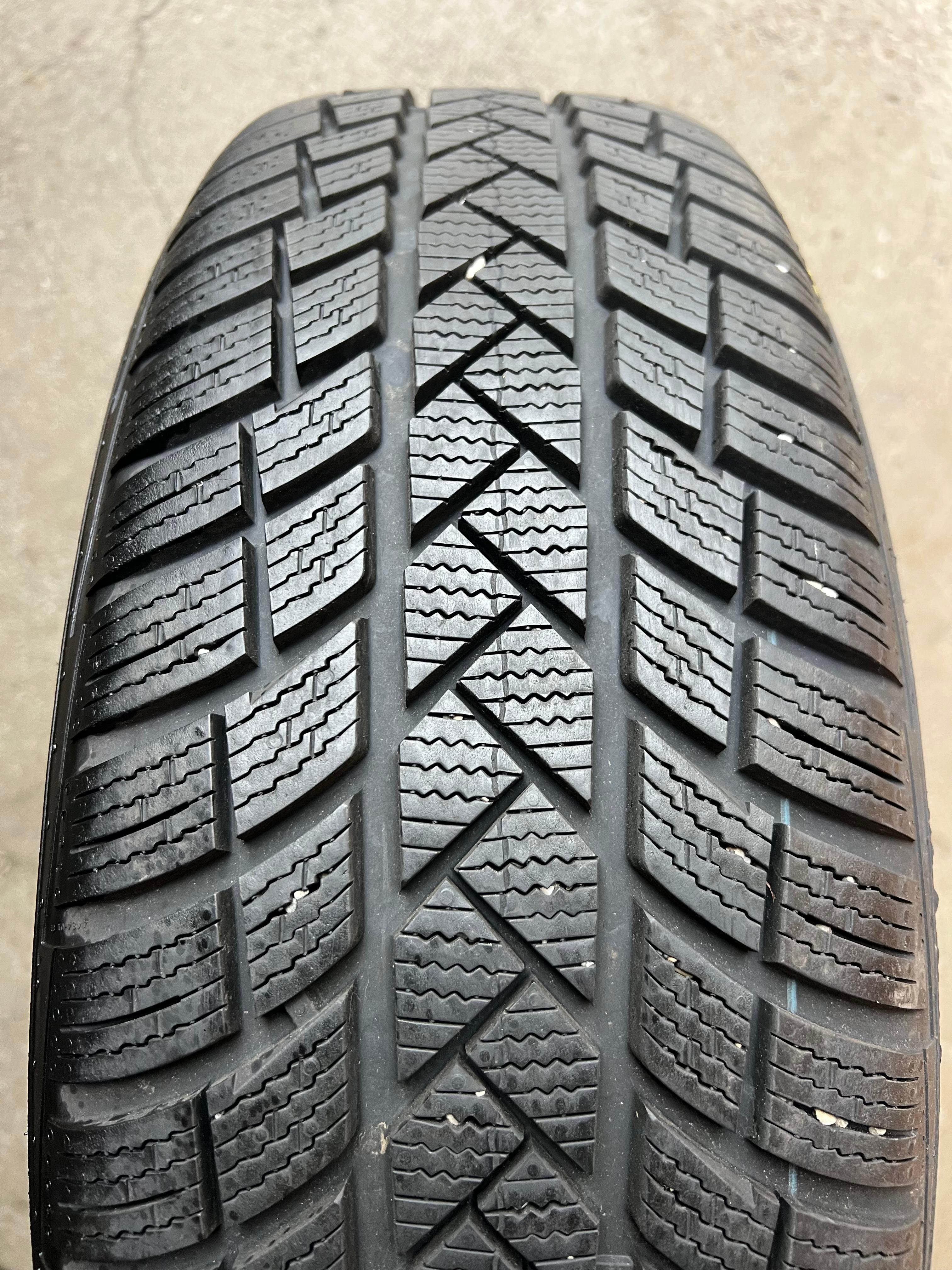 1 x 205/60R18 99H Winterreifen Vredestein Wintrac Pro 7,5mm 2021