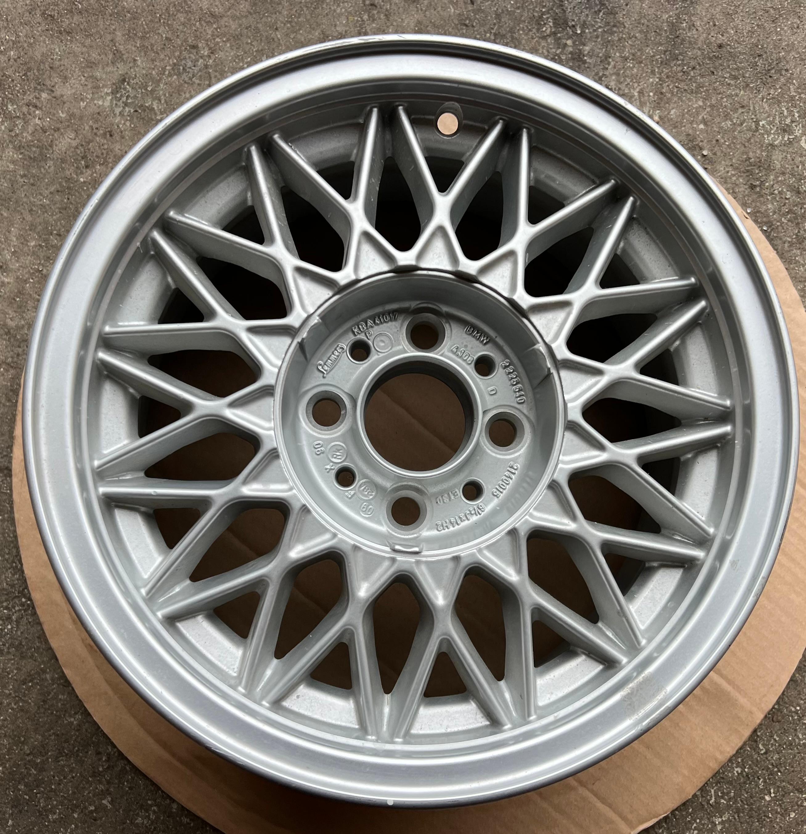1 X ORIGINELE 14" ALUMINIUM VELG BMW 3-SERIE E30 2225540 6,5x14 ET30 KRUISSPAKKEN