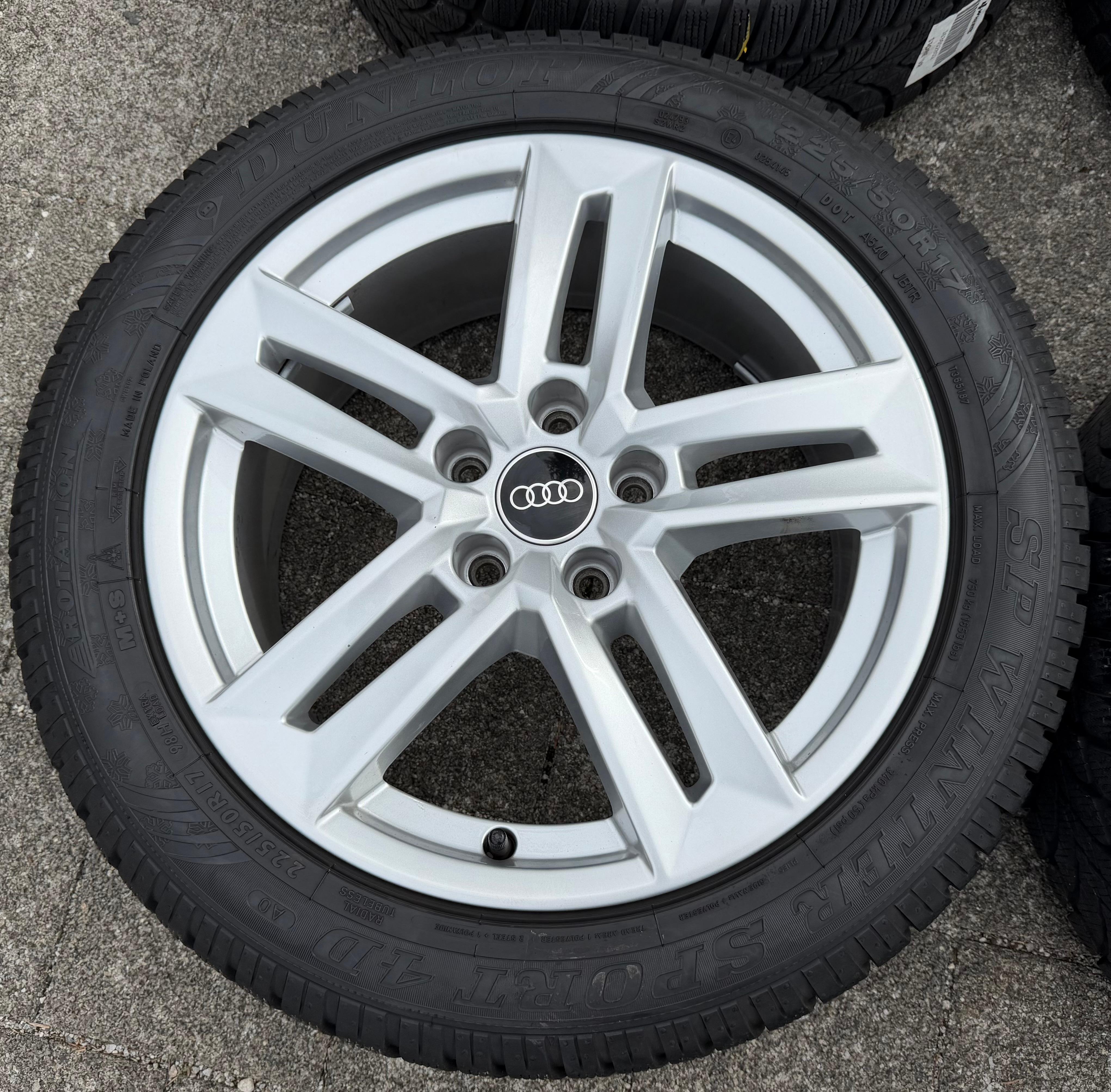 4 Original 17" Alu Winterräder Audi A4 B9 8W 8W0601025P 225/50R17 98H Dunlop 2022
