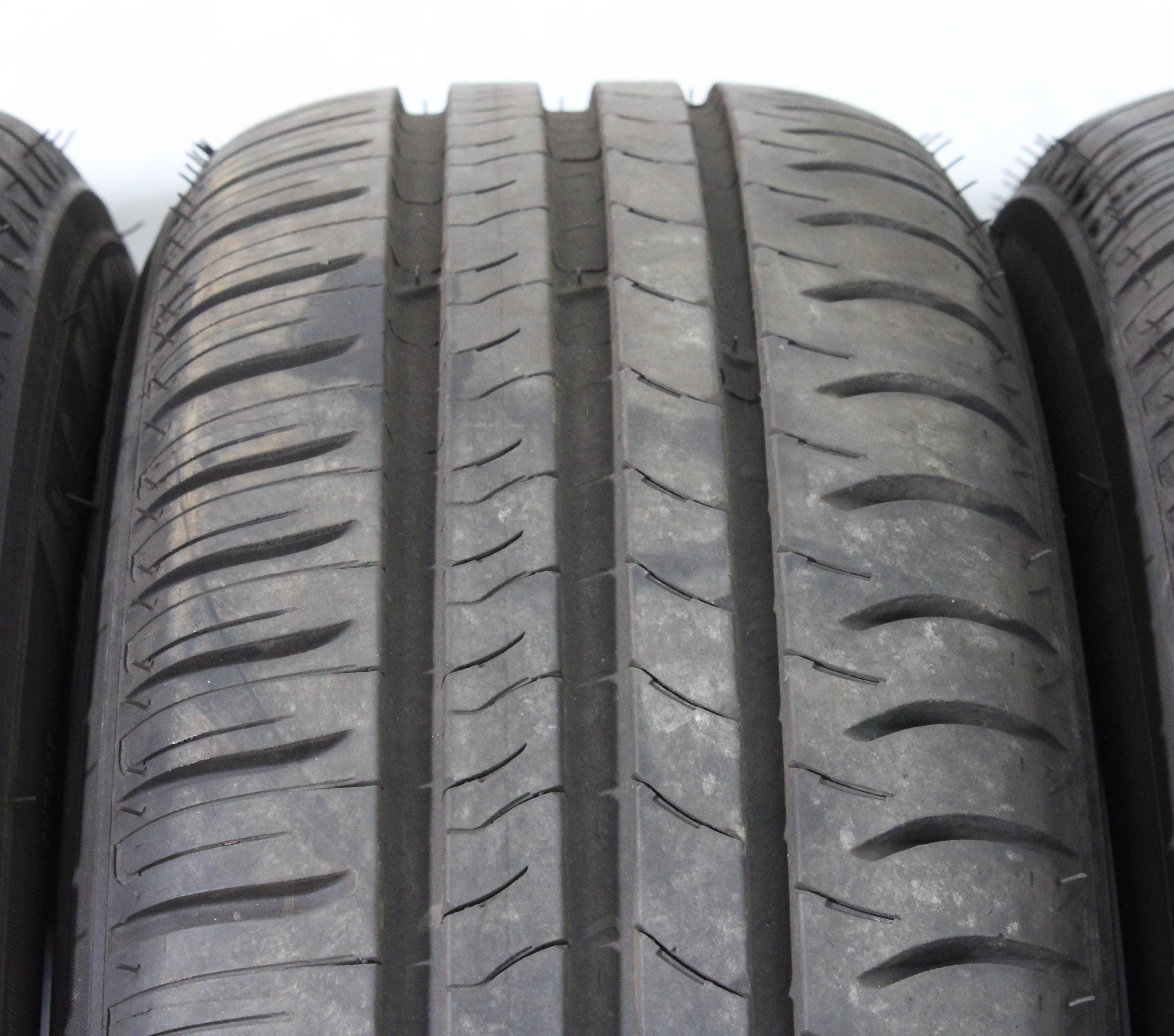 4 x 205/65R15 94V Neumáticos de verano Michelin Energy Saver + 7mm 2014