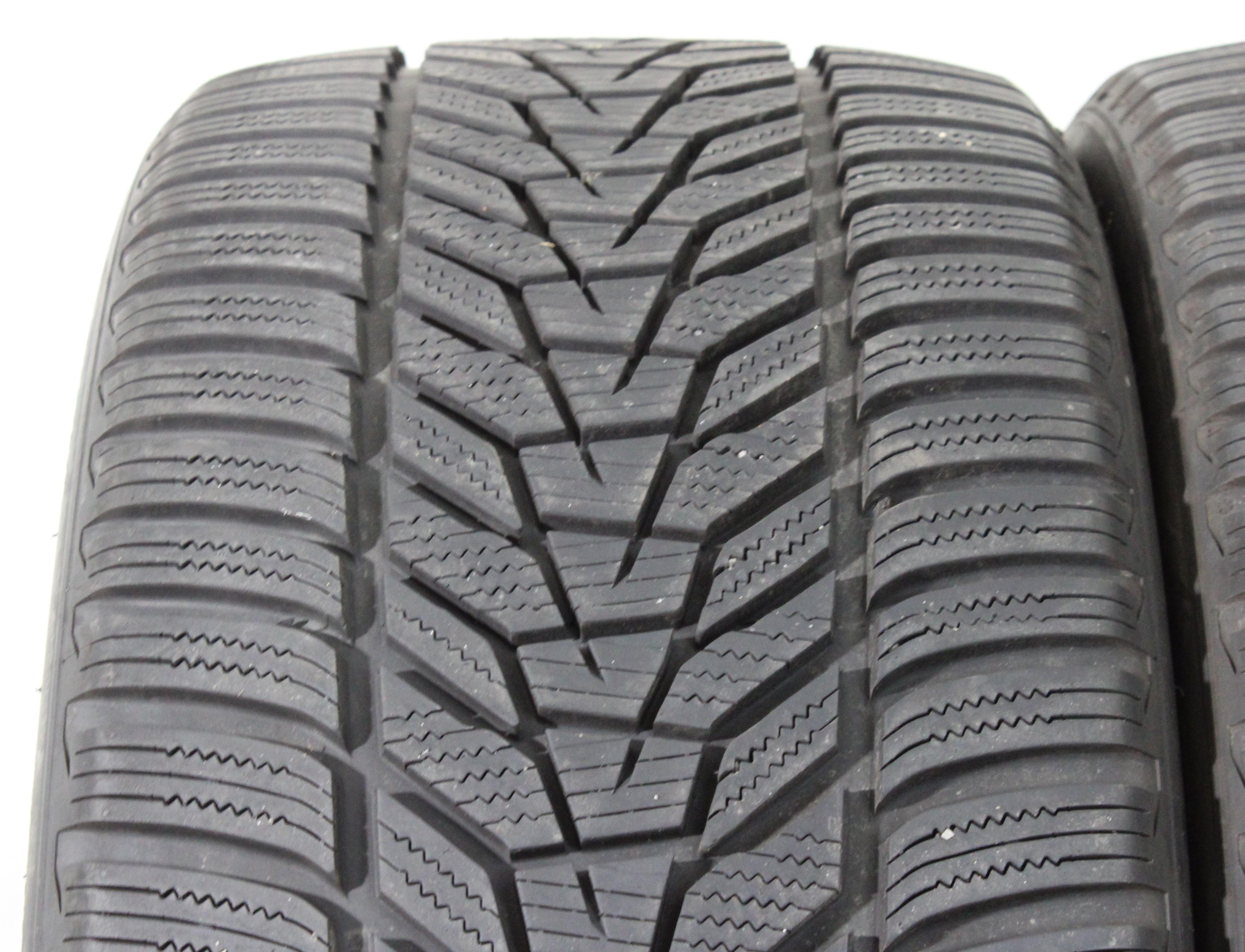 2 x 245/35R19 93W Winterreifen Hankook Winter I*Cept Evo 3 6,5-7mm 2020