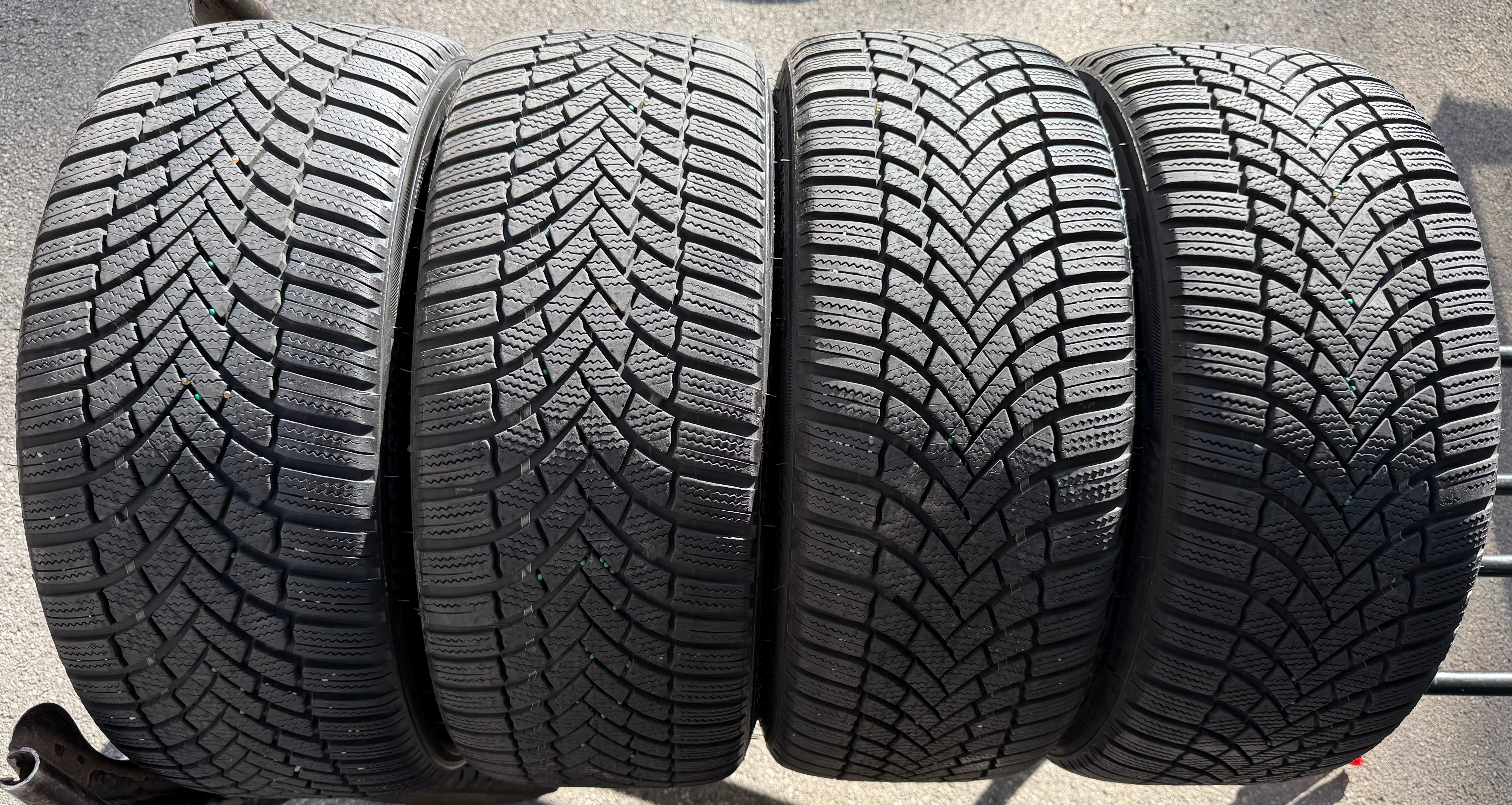 4 ruedas de invierno de aluminio originales de 18" Audi A3 S3 8Y 8Y0601025CP 225/40R18 92V 2025