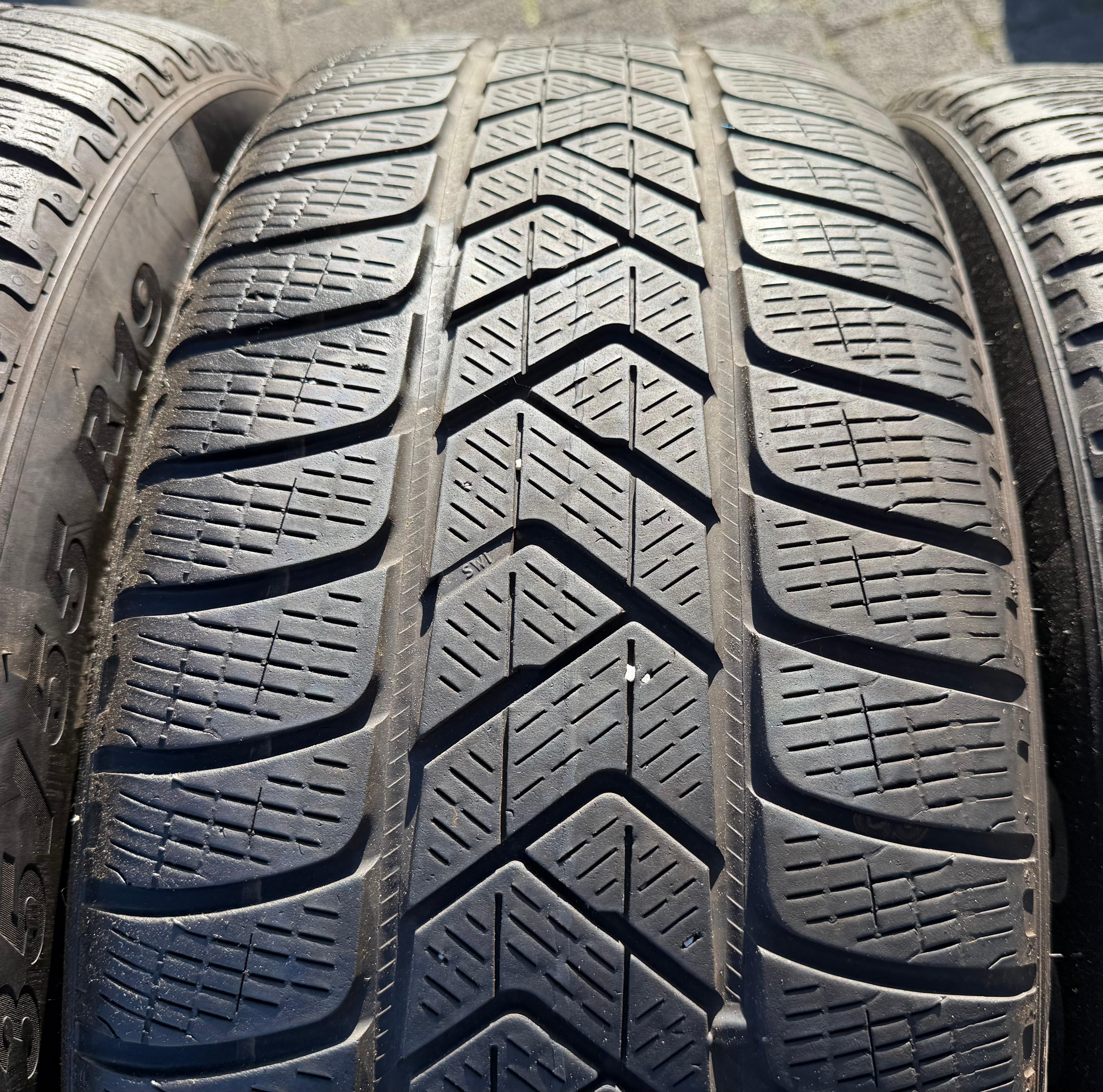 4 Alu 19" Winterräder Audi Q4 E-Tron FZ Skoda Enyaq NY VW ID.4 ID.5 ID4 ID5 Pirelli