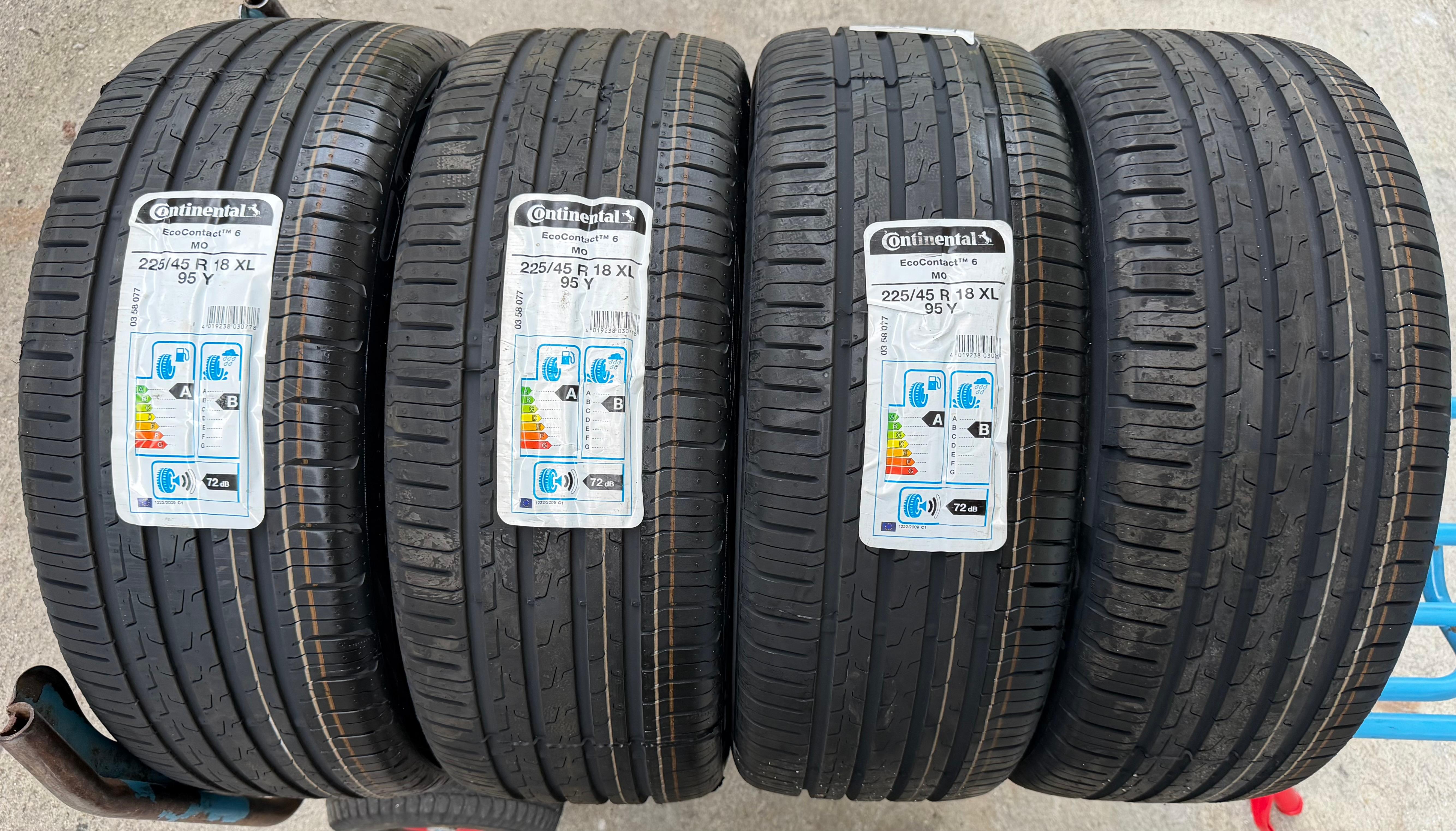4 ruote estive complete in lega originali da 18" Mercedes Classe C W206 A2064016200 225/45R18 95Y