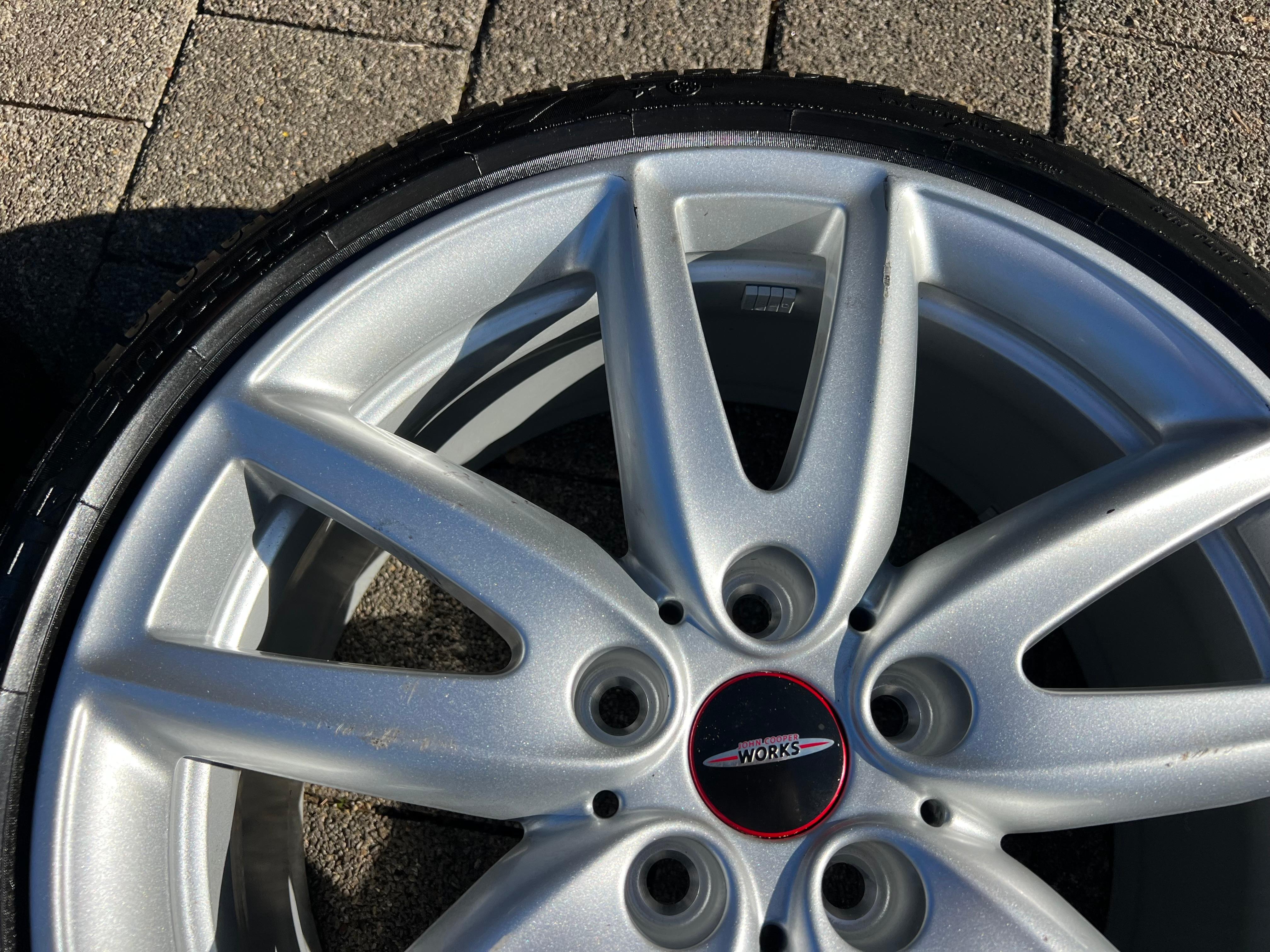 4 CERCHI ESTIVI ORIGINALI DA 18" IN ALLUMINIO MINI CLUBMAN F54 PIRELLI 2020 6856049 RDKS CONSEGNA GRATUITA