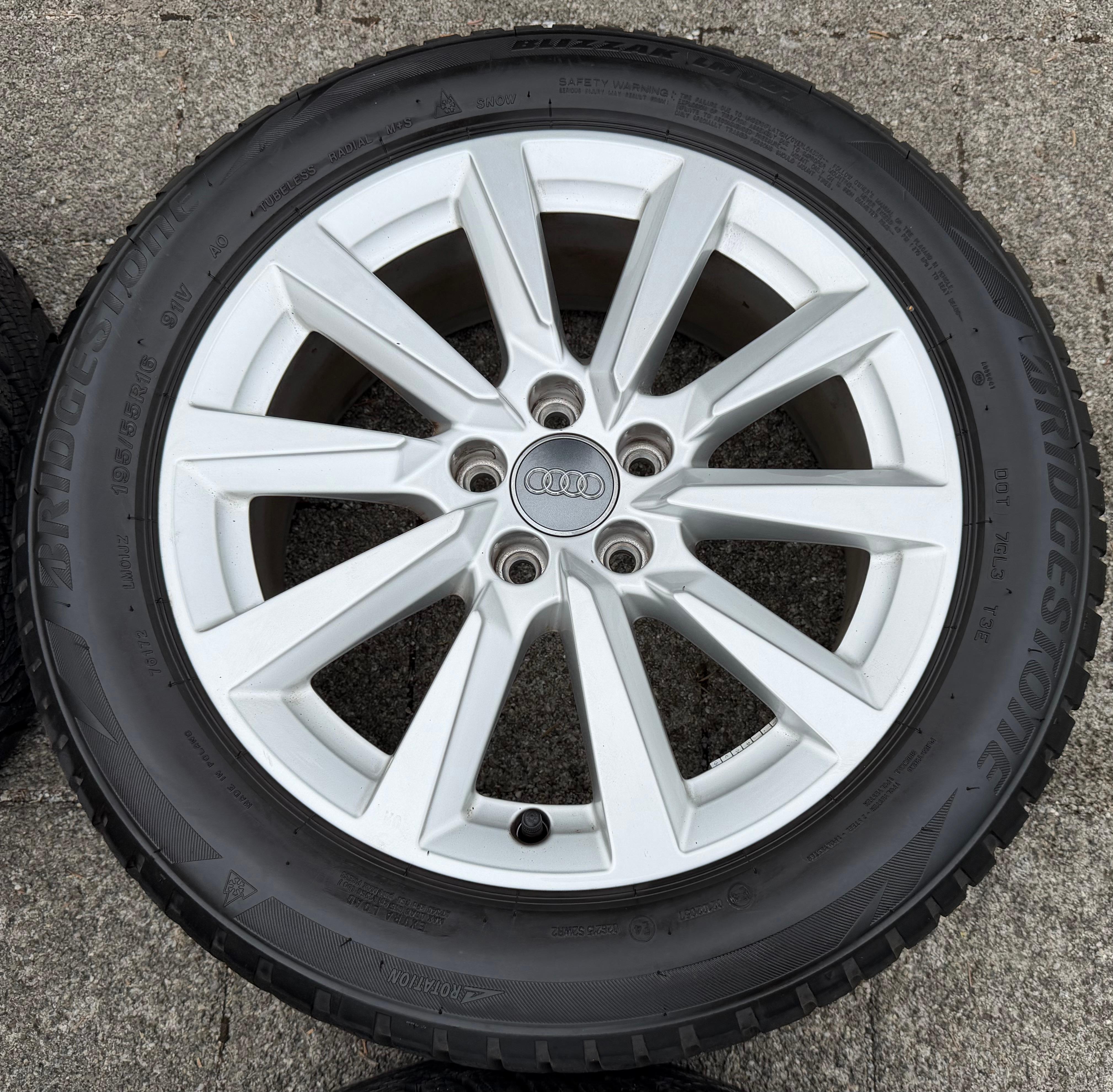 4 cerchi in lega originali invernali Audi A1 GB 82A601025C 195/55R16 91V Bridgestone