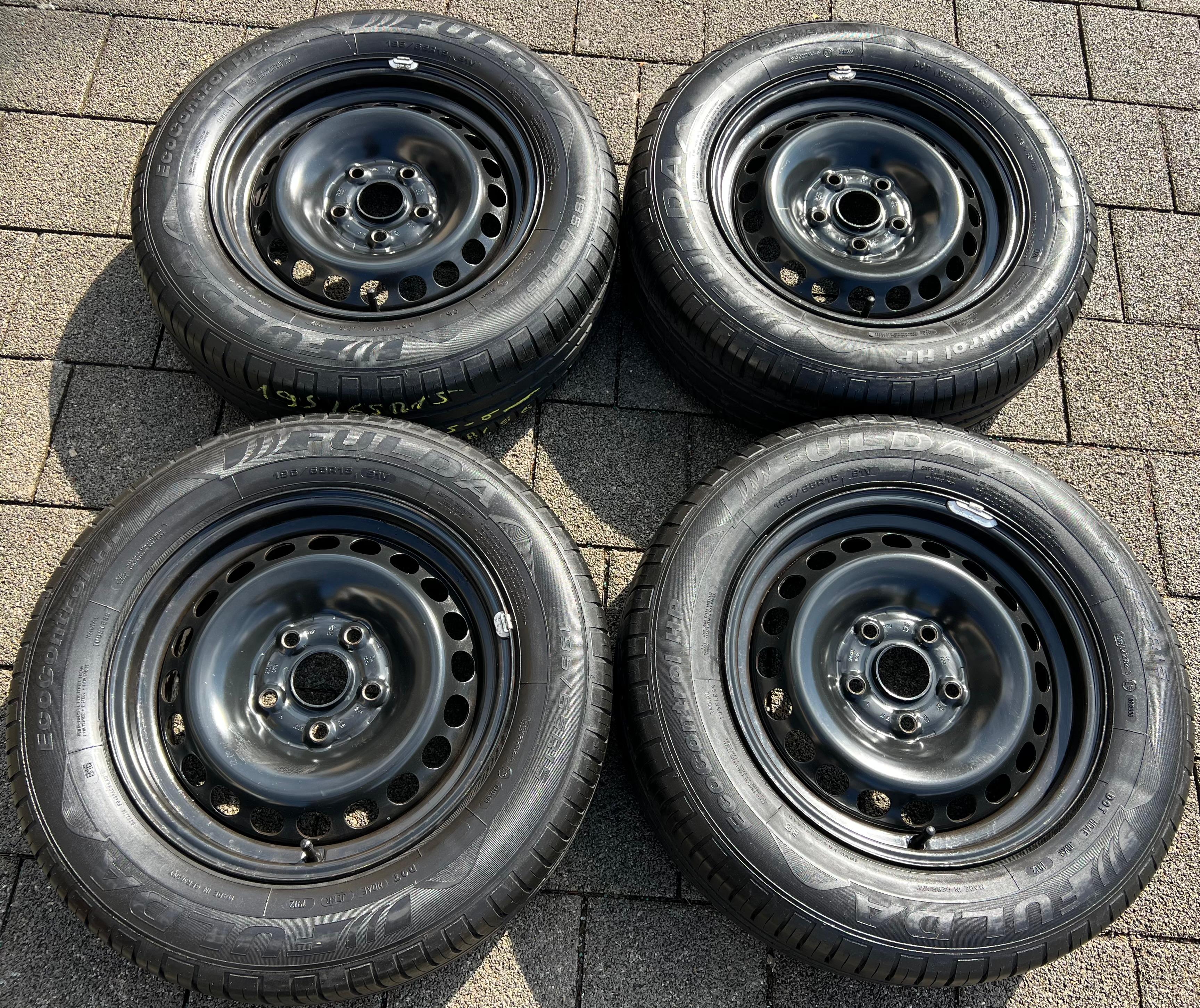 4 SOMMERRÄDER VW PASSAT 3B 195/65R15 91V 6x15 ET37 3B0601027D FULDA FREIHAUS
