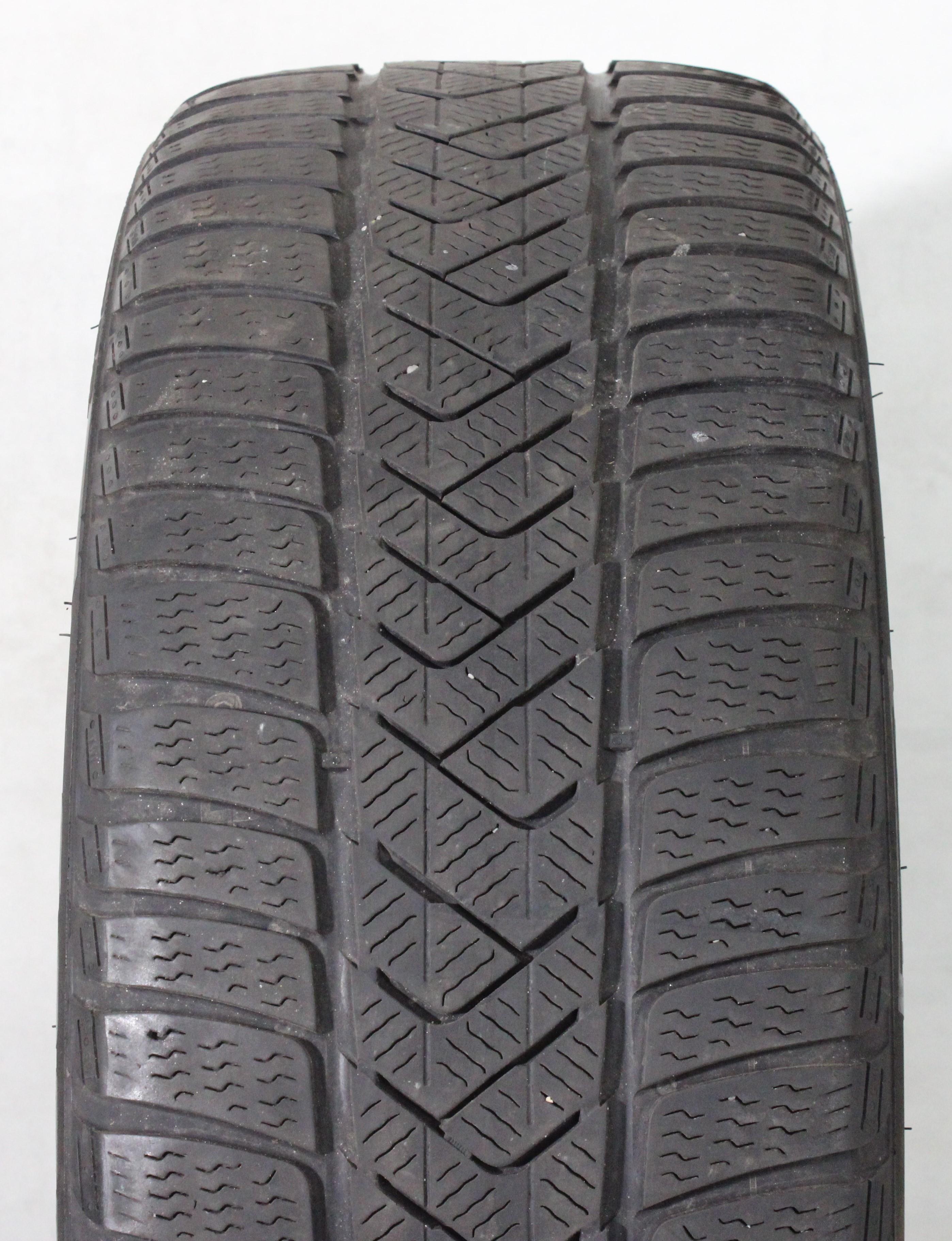 1 x 225/45R18 95V Winterreifen Pirelli Sottozero 3 * Runflat 4-4,5mm 2021