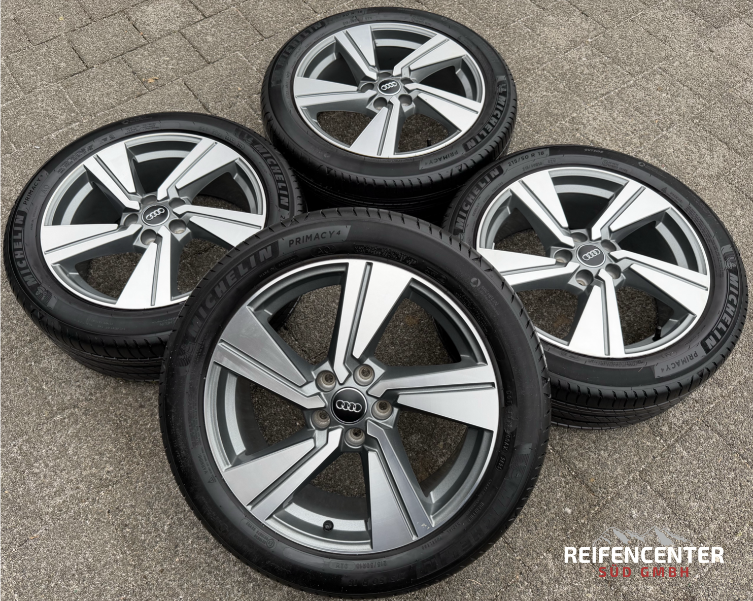 4 roues été complètes en aluminium d’origine 18" Audi Q2 SQ2 81A601025G 215/50R18 92W Michelin