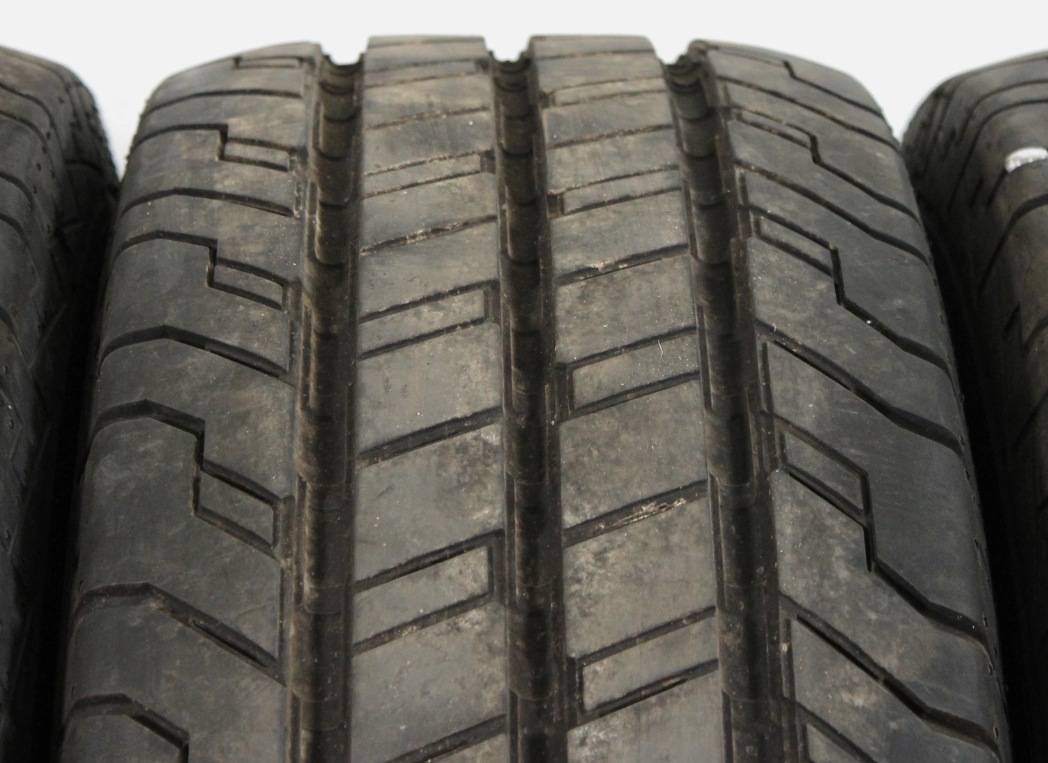 4 x 225/75R16C 121/120R Sommerreifen Continental Van Contact 100 Volles Profil 2021