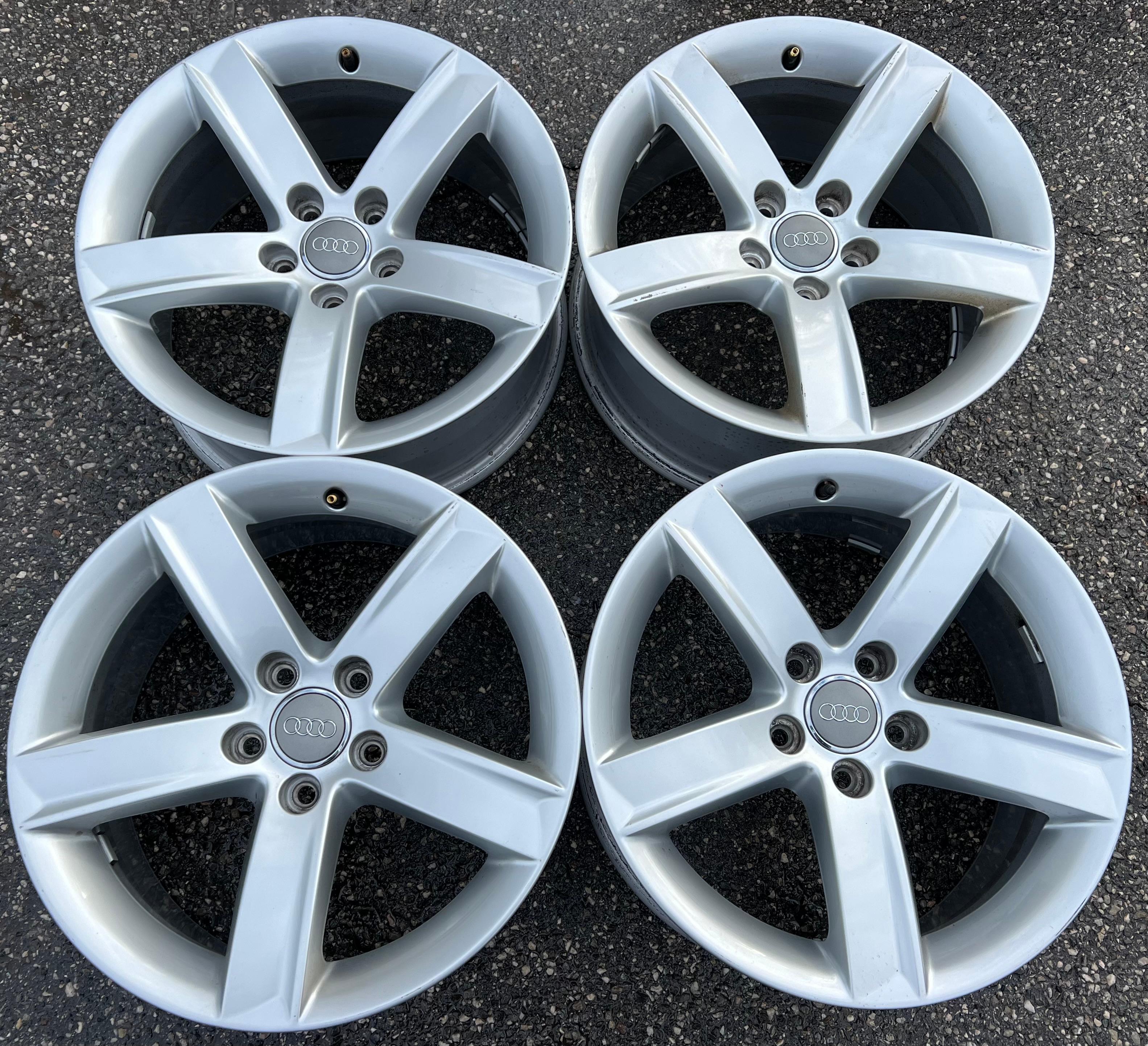 4 CERCHI ORIGINALI IN ALLUMINIO DA 17" AUDI A5 8T 8T0071497 CONSEGNA GRATUITA