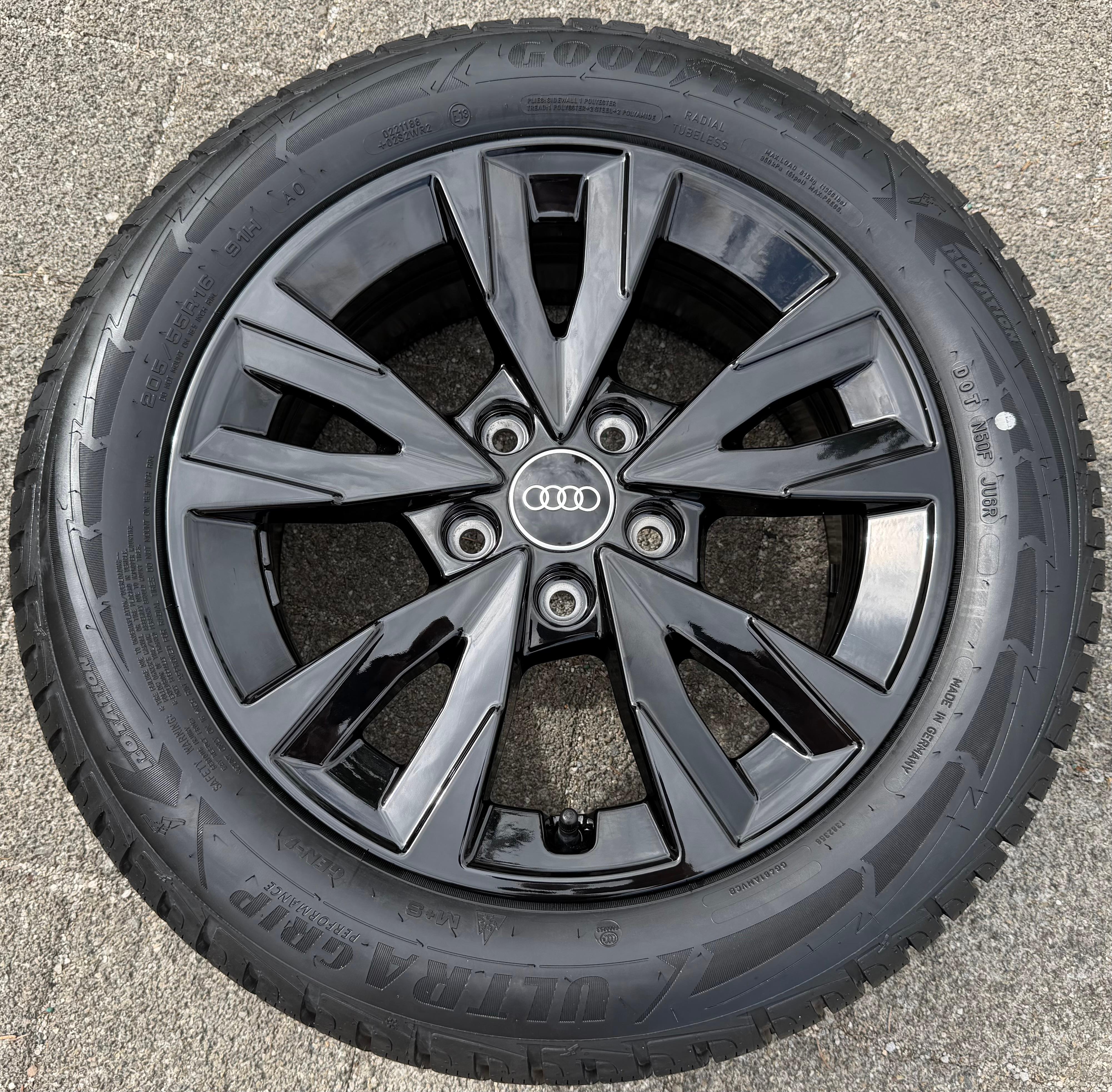 1 X ORIGINAL 16" ALUFELGE FELGE AUDI A3 8Y 8Y0071496A 6,5x16 ET43 SILBER