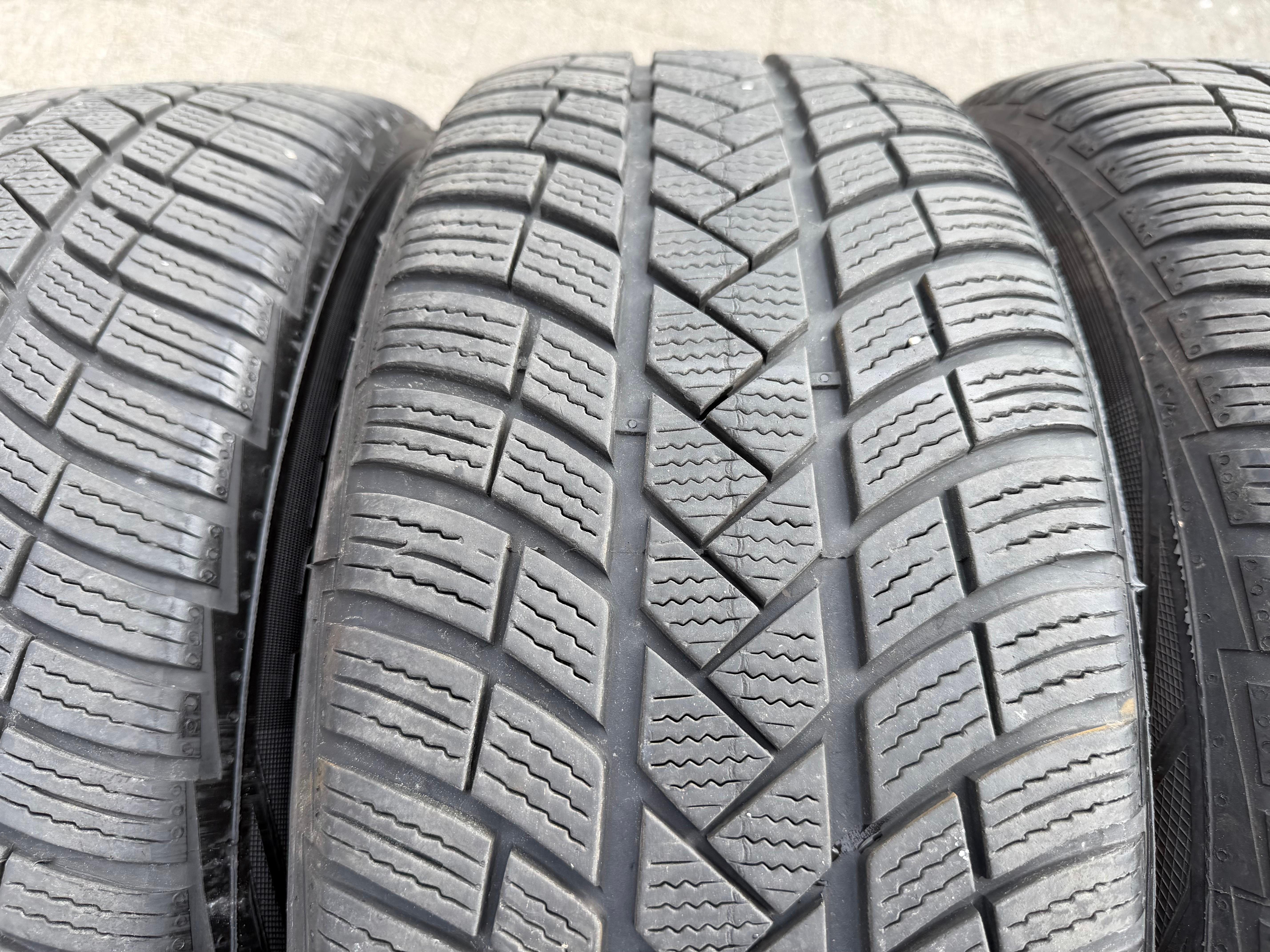 4 roues hiver en alliage 17" BMW Série 5 G30 G31 G5L G5K 225/55R17 101V VREDESTEIN