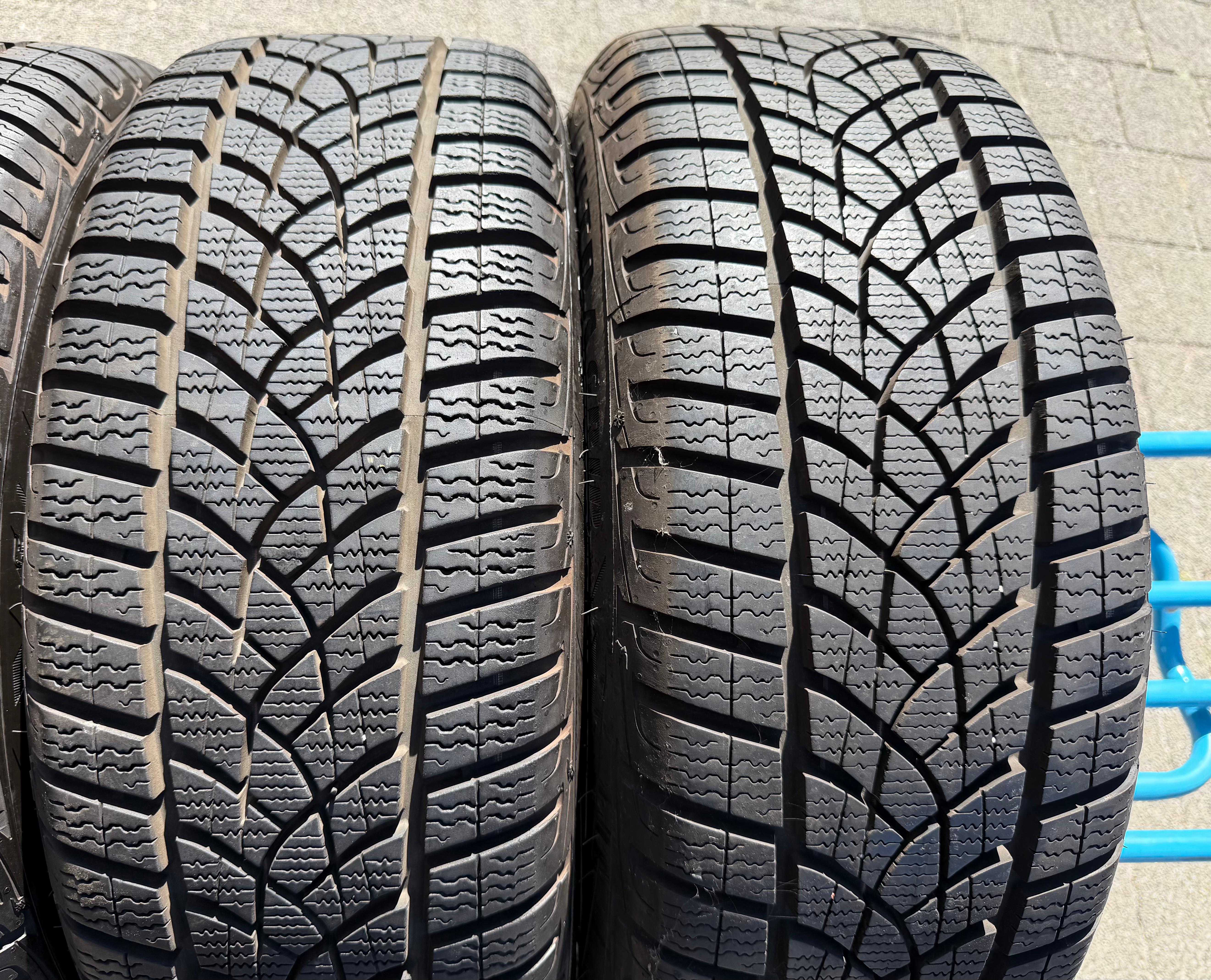 4 Original Alu Winterräder Audi A3 8Y 8Y0071496 205/55R16 91H Goodyear
