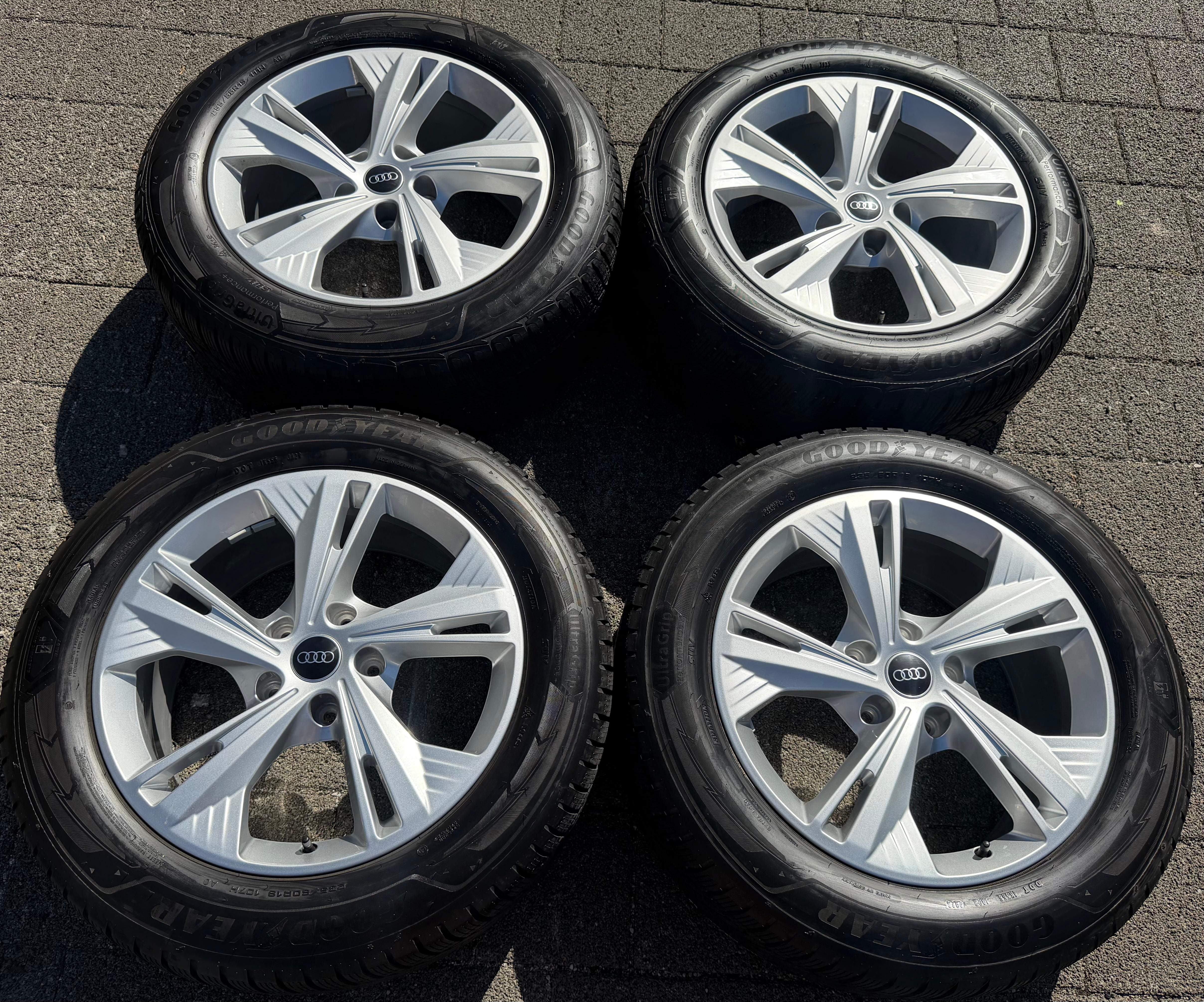 4 Original 19" Alu Winterräder AUDI Q6 SQ6 GF 85H601025F 85H601025G Goodyear