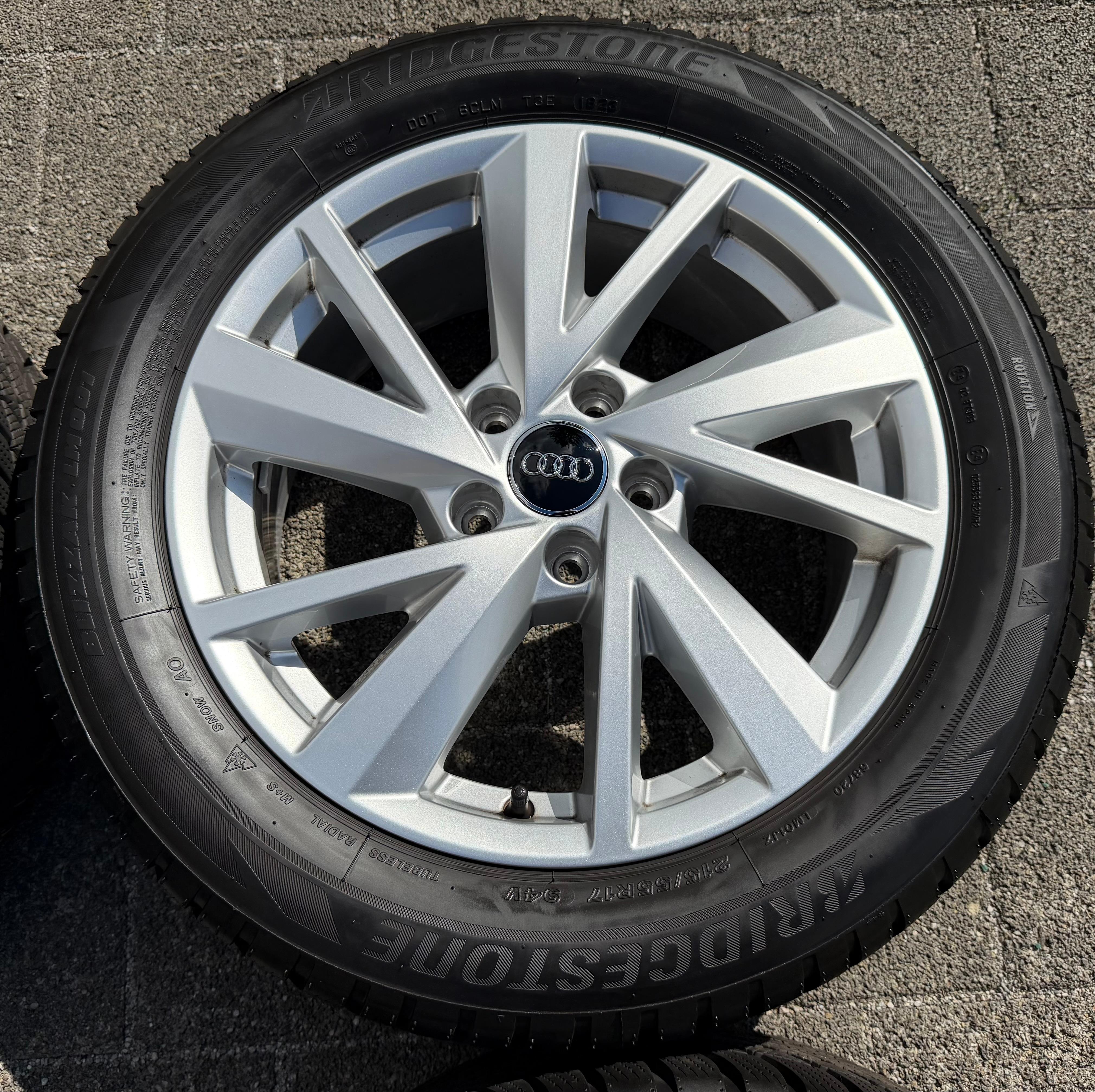 4 ruote complete in lega originali da 17" per Audi Q2 215/55R17 94V Bridgestone 2023