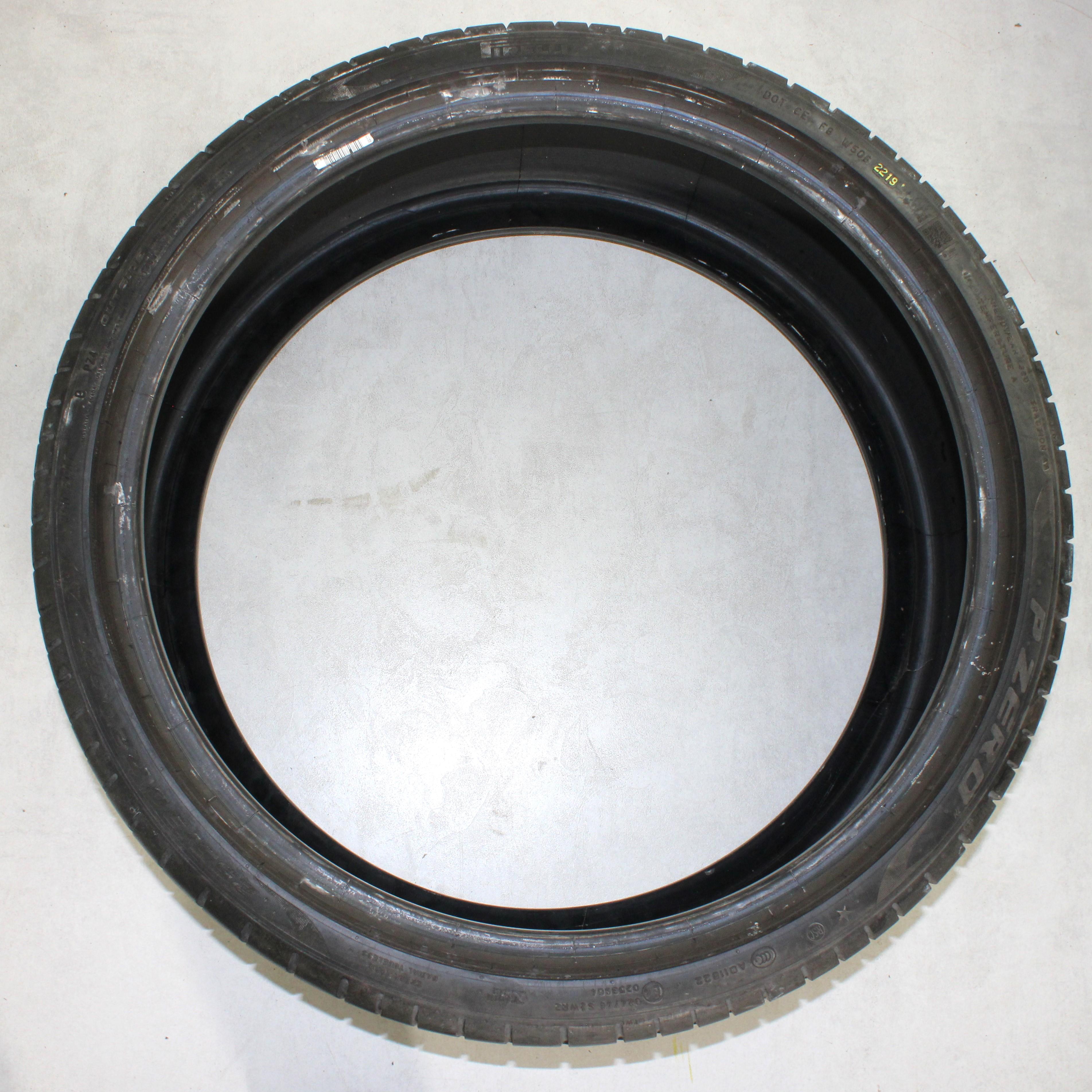 1 x 255/30R20 92Y zomerband Pirelli Pzero PZ4 * Runflat 4-4,5mm 2019