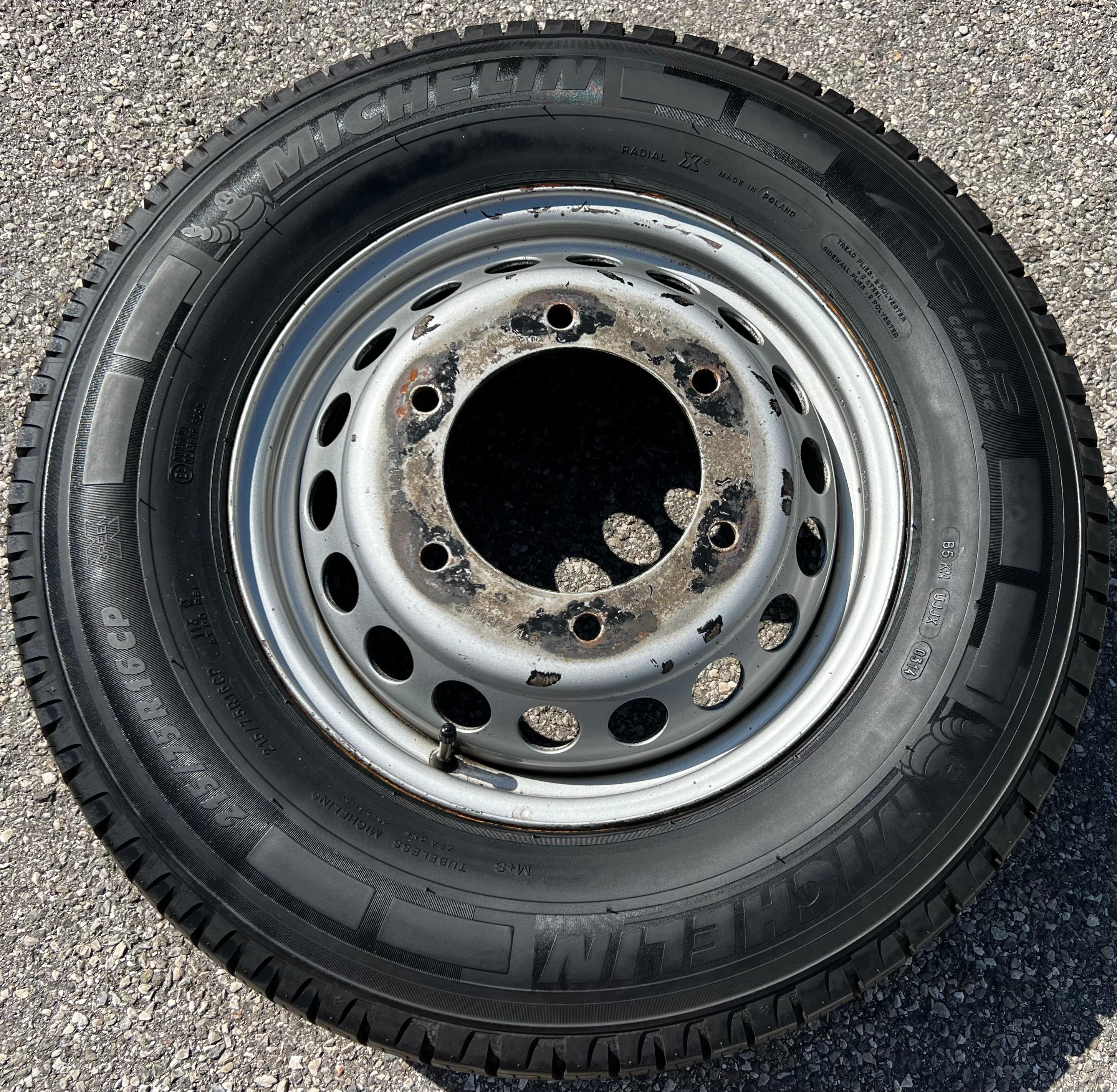 1 X RESERVEWIEL MERCEDES SPRINTER DUBBELE BANDEN 0024010102 215/75R16C 113Q