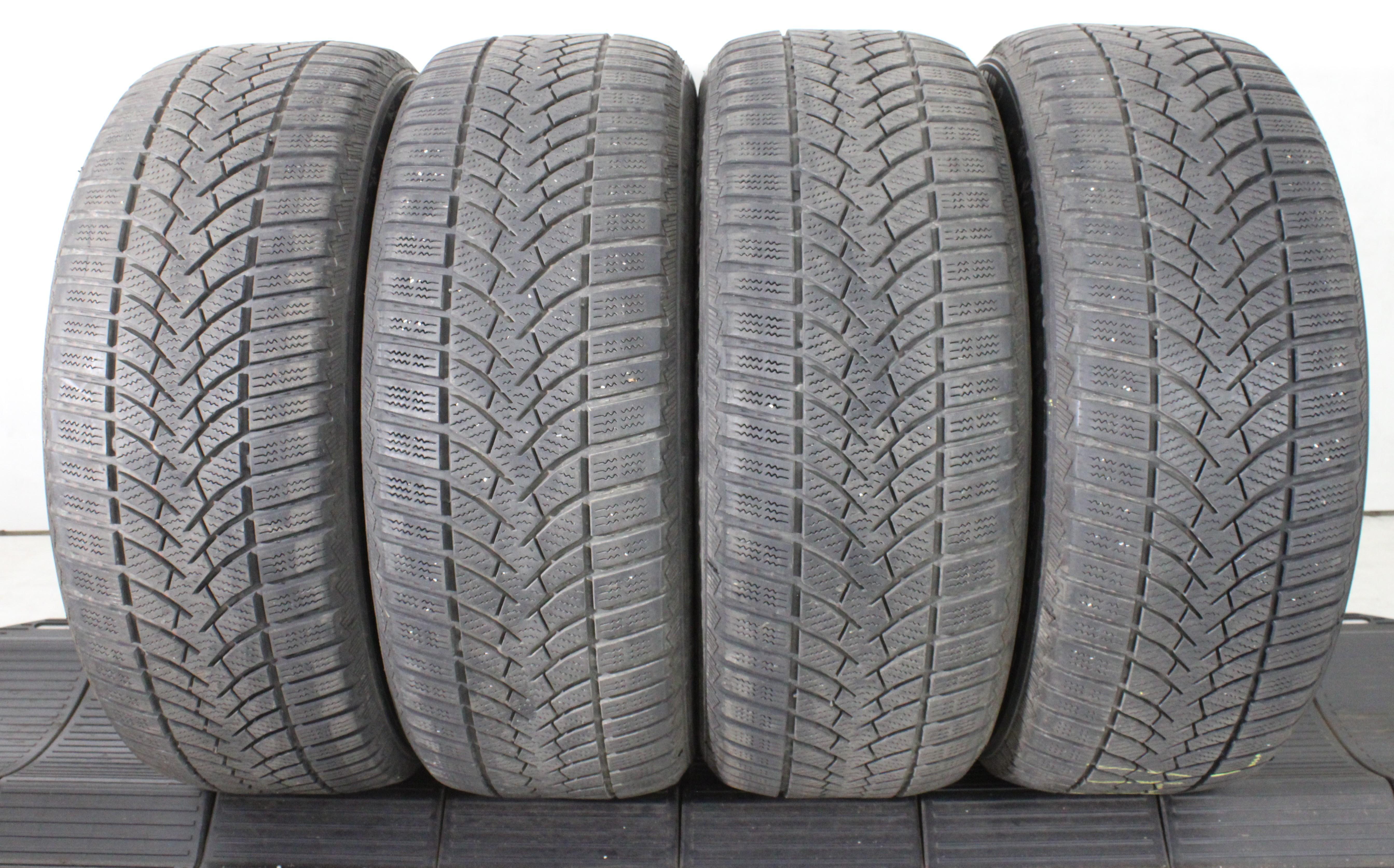 4 x 215/55R16 93H Winterreifen Semperit Speed-Grip 3 5-5,5mm 2018