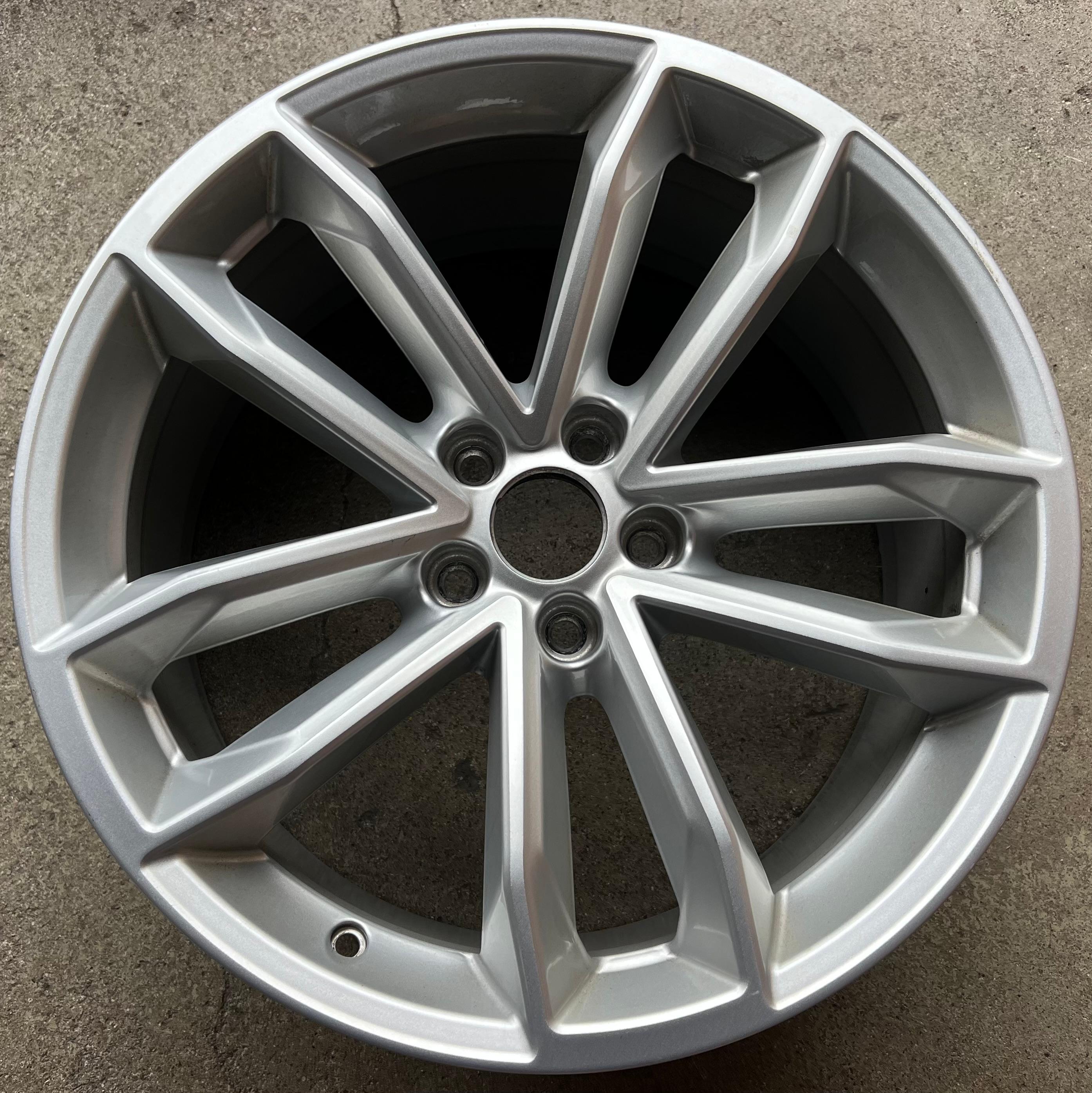 1 x ORIGINELE 19" ALUMINIUM VELG AUDI A5 S5 F9 8W 8W0601025DG 8,5x19 ET32 GRATIS VERZENDING
