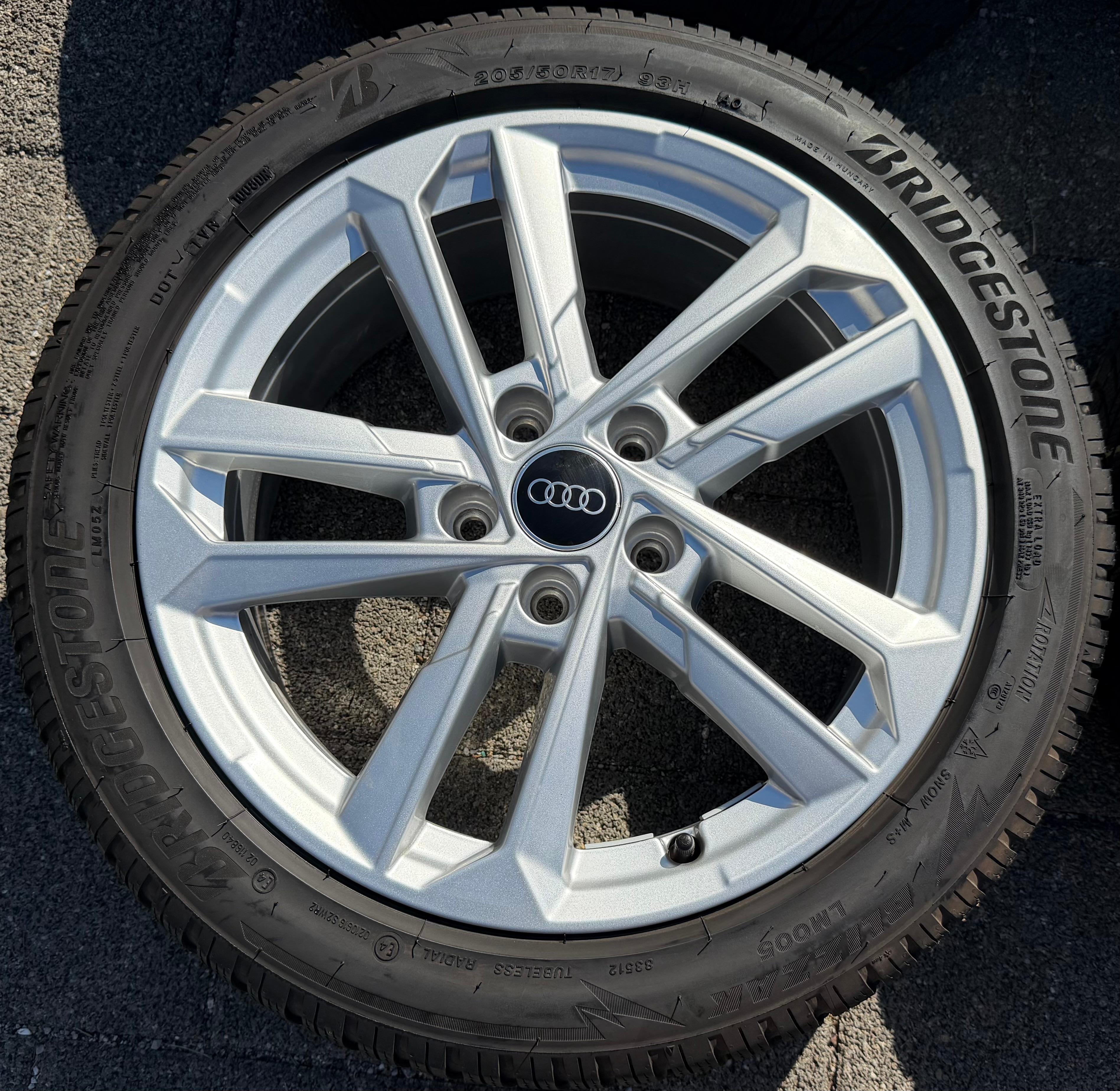 4 Original 17" Alu Winterräder Audi A3 S3 8Y 8Y0601025L 205/50R17 93H Bridgestone 2022