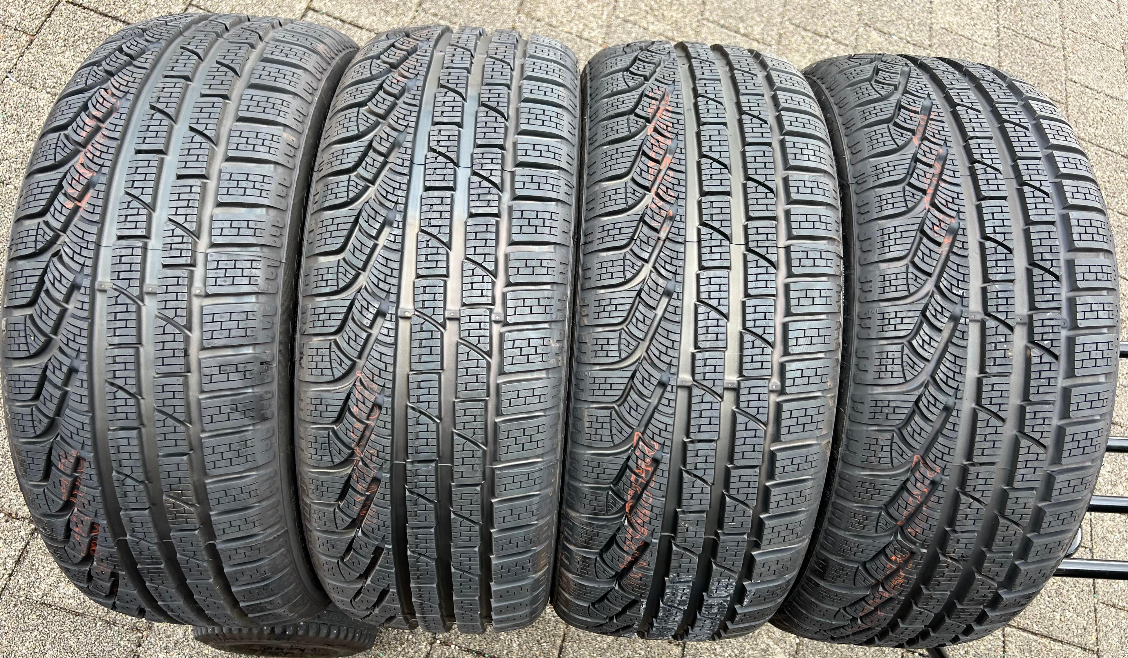 4 x 215/45R18 93V Winterreifen Pirelli Sottozero 2 NEU 2016 Freihaus