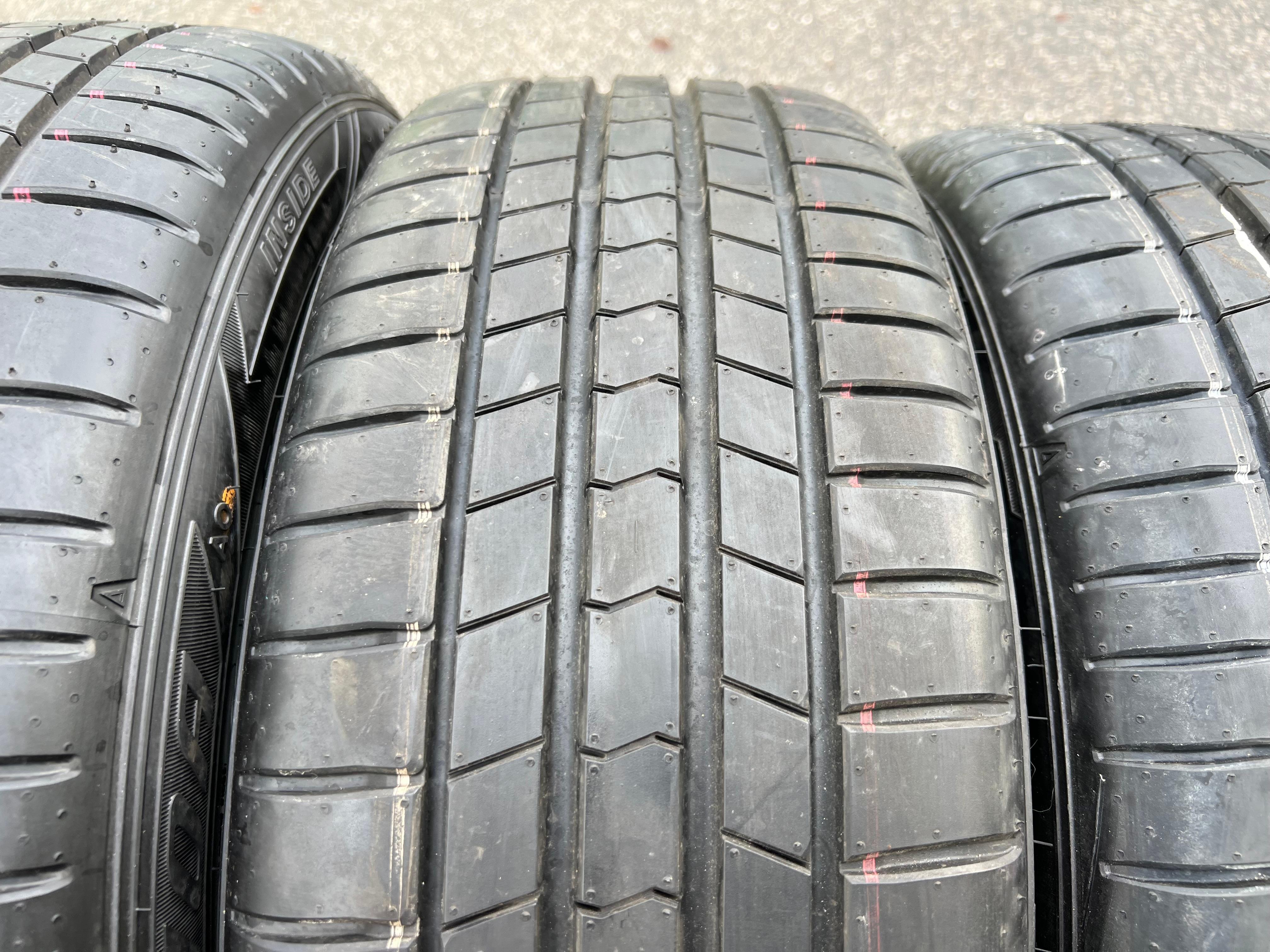 4 ROUES D'ÉTÉ ORIGINALES 17" EN ALU AUDI A3 GY 8Y0601025AA 205/55R17 95W FALKEN 2021