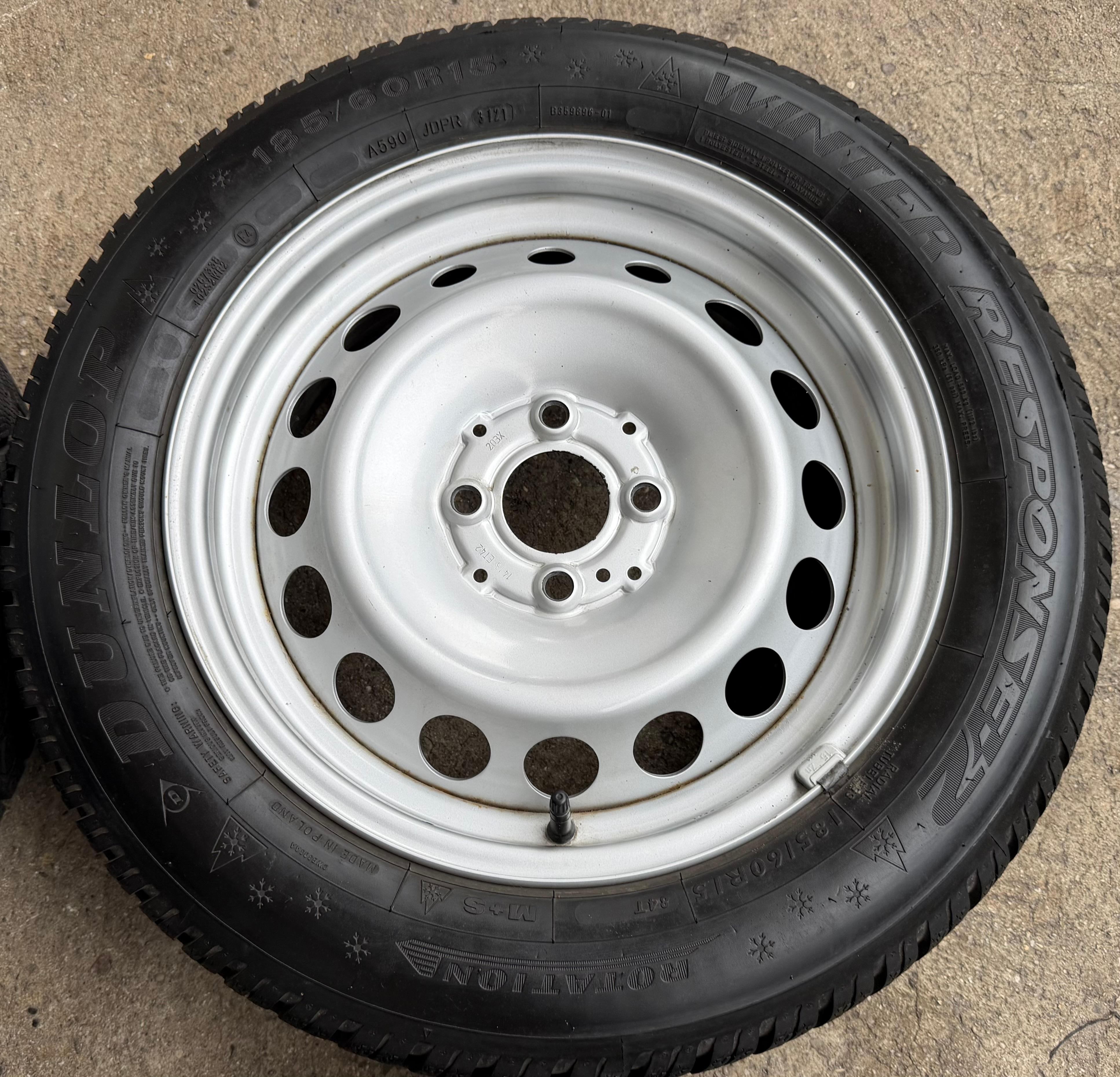 4 Original Winterräder Smart 453 165/65R15 81T 185/60R15 84T Dunlop RDKS 2021