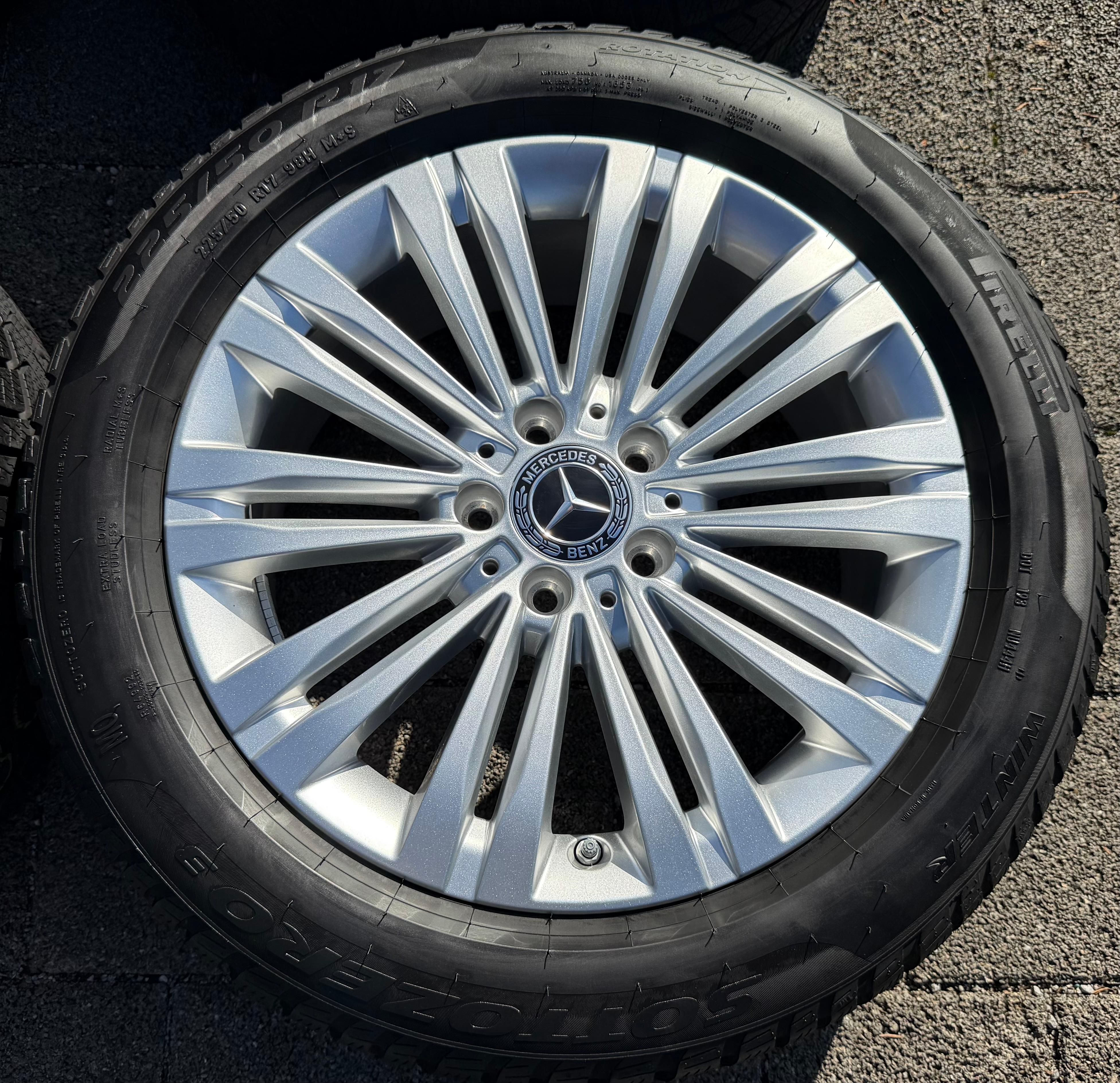 4 Original 17" Alu Winterräder Mercedes C-Klasse W206 A2064014400 2024 Pirelli
