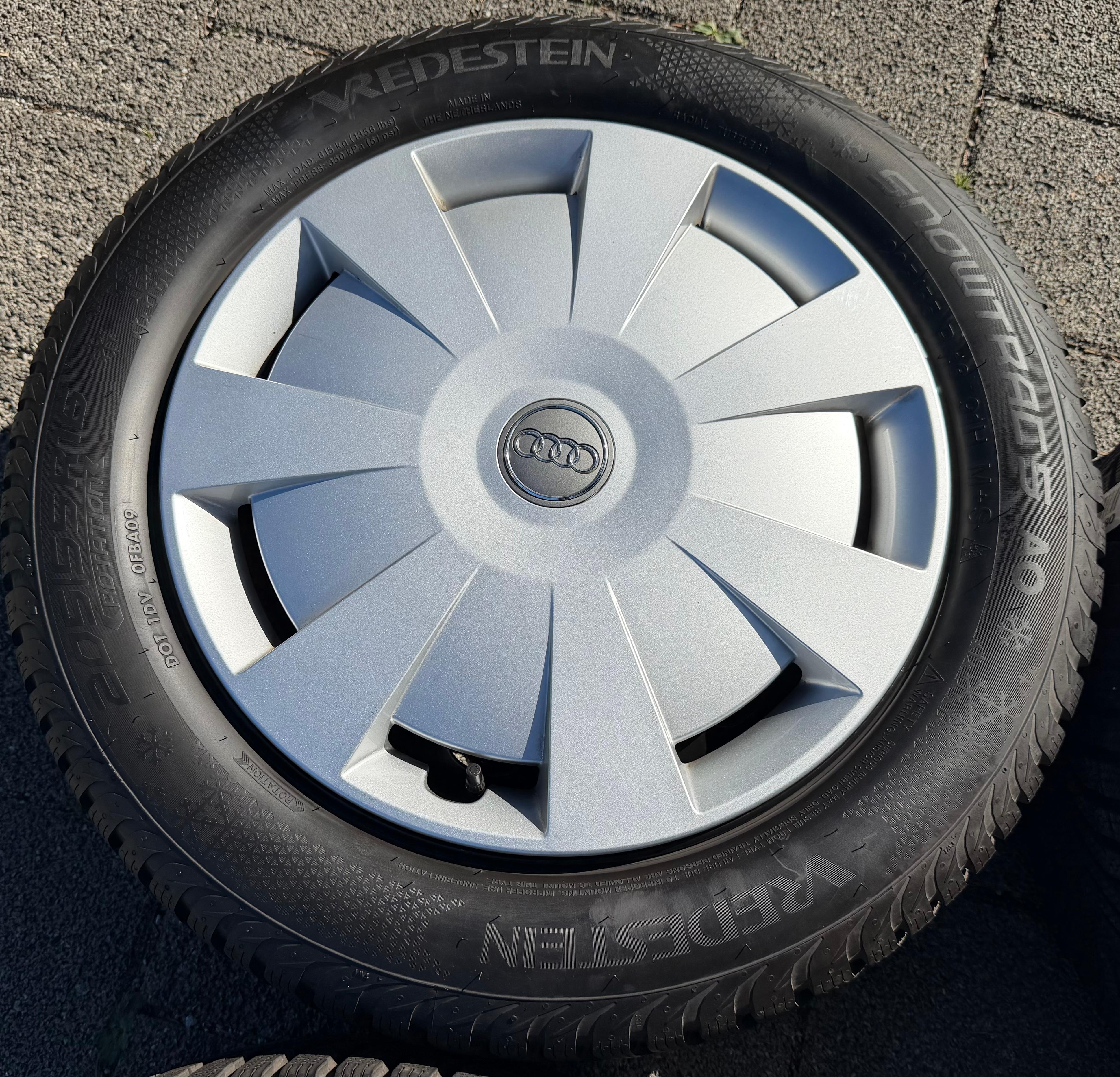 4 ruedas de invierno Audi A3 8V Sportback Cabrio 205/55R16 91H Vredestein 8V0601027A 2020