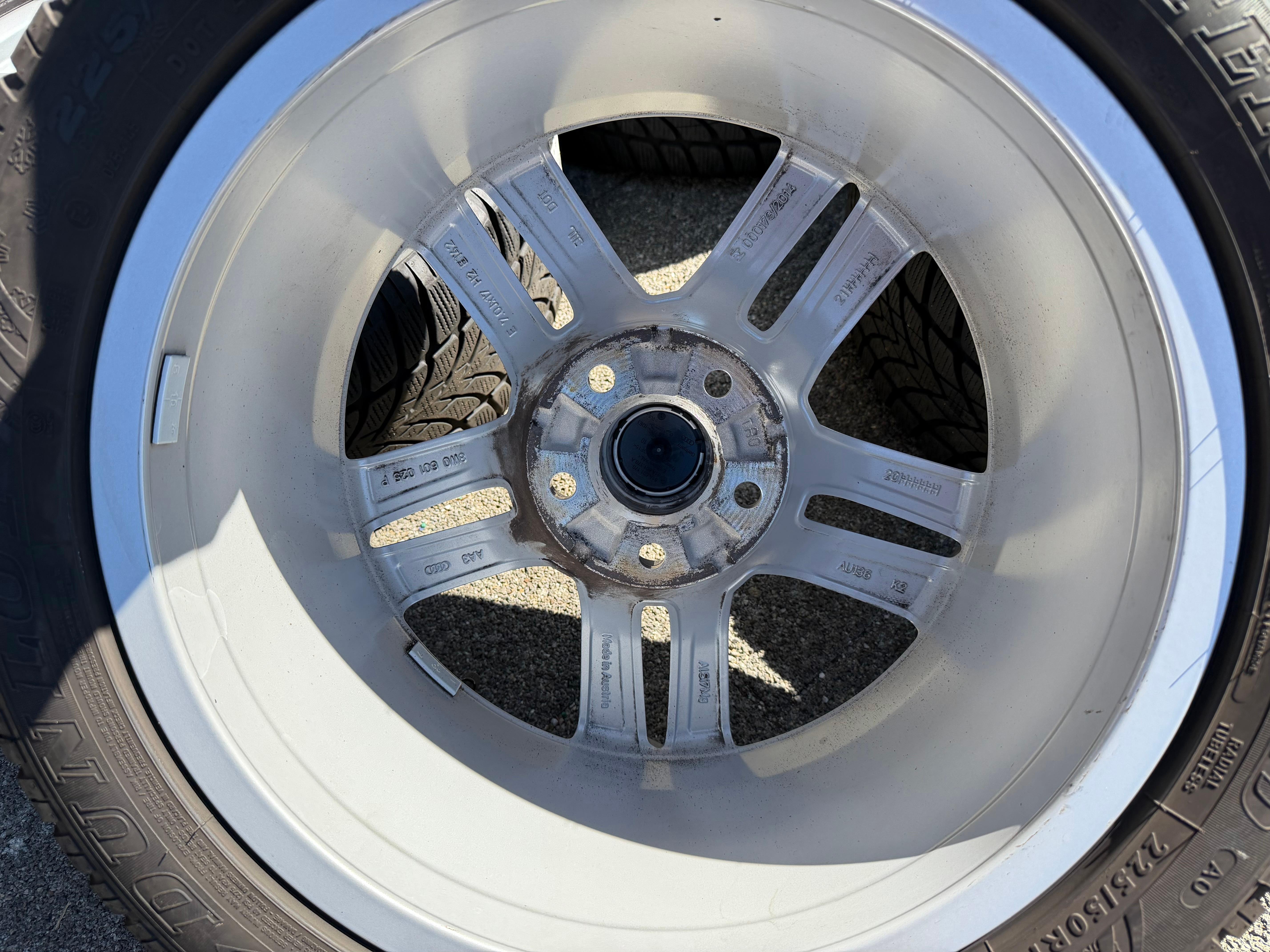 4 Original 17" Alufelgen Audi A4 8W B9 8W0601025P 7x17 ET42 Felgen