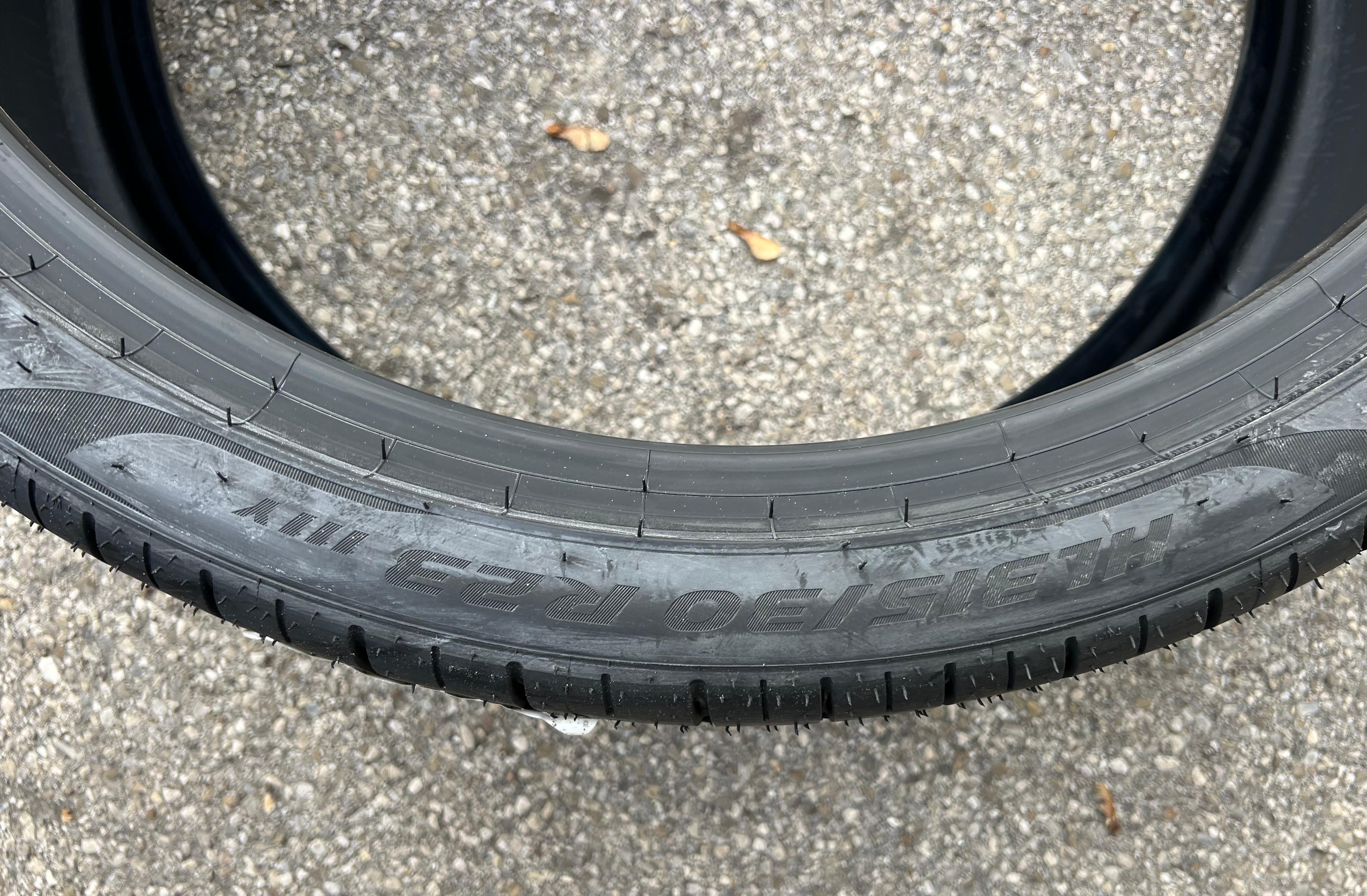 2 x 315/30R23 111Y Pneumatici estivi Pirelli Pzero PZ4 2022 NUOVO Consegna gratuita