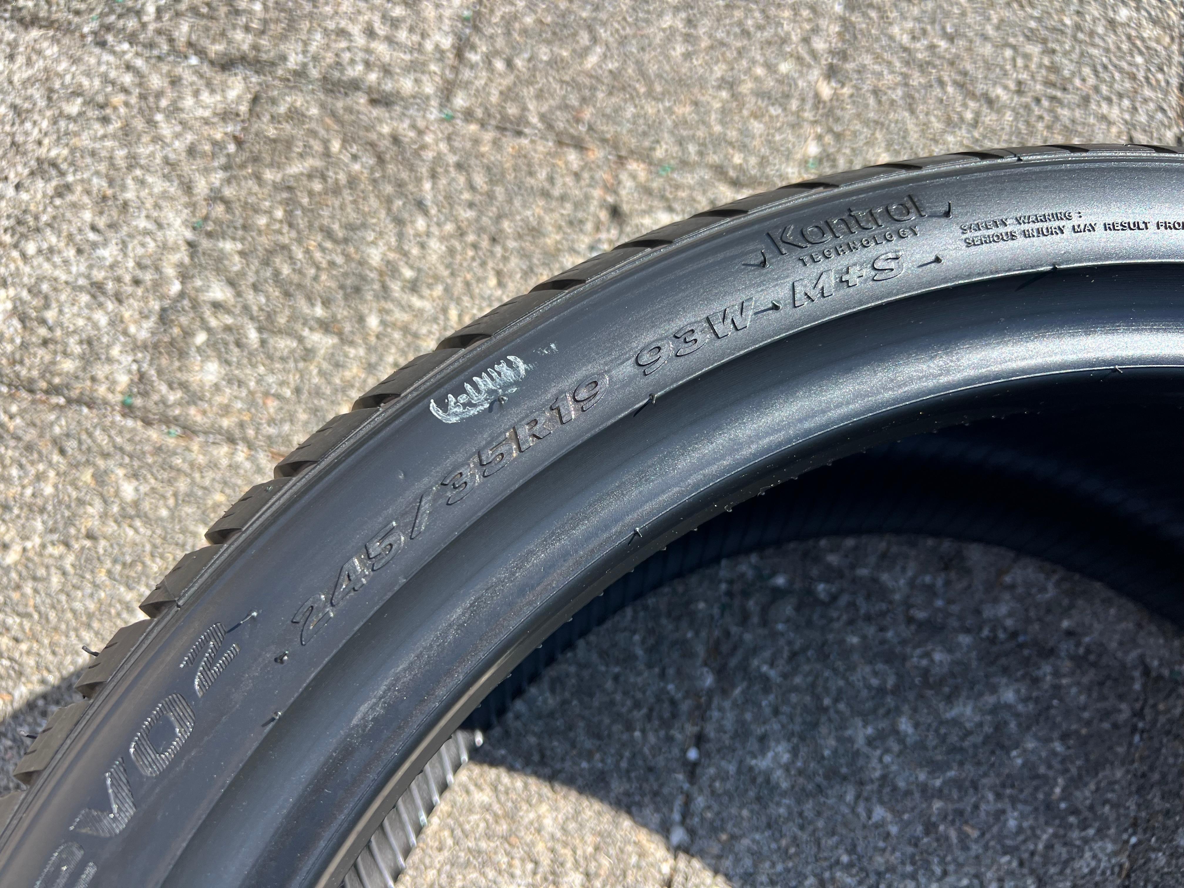4 x 245/35R19 93W Winterreifen Hankook Winter I*Cept Evo 2 NEU 2019