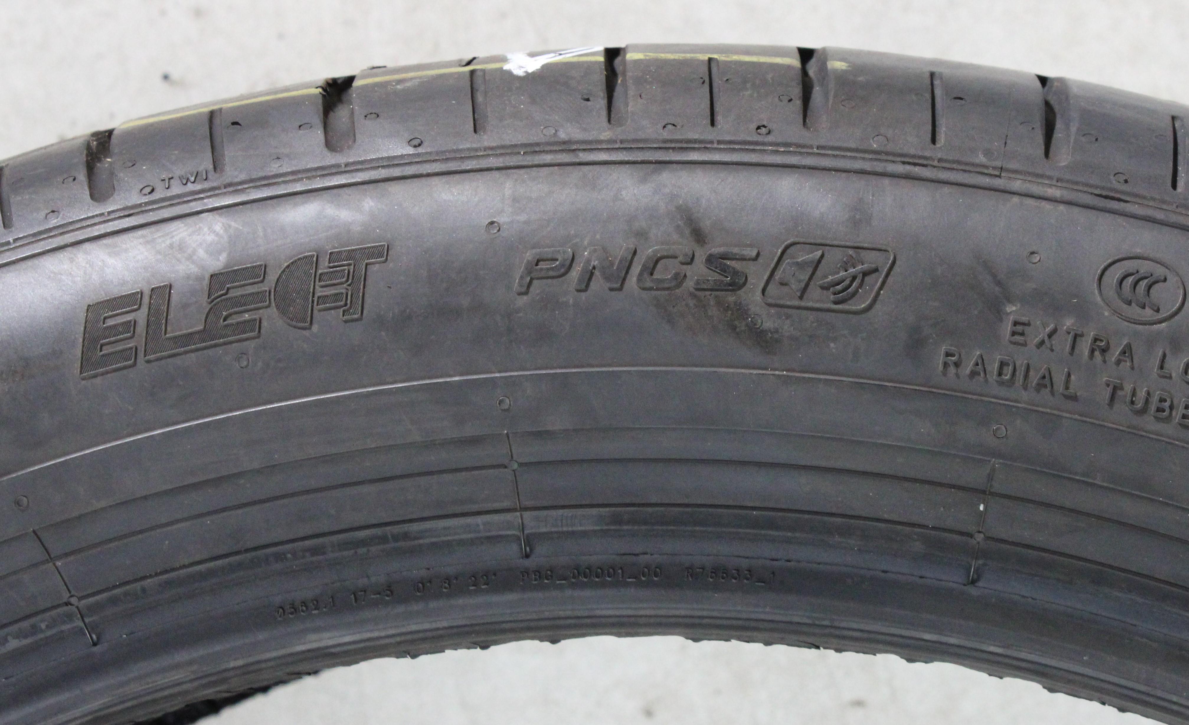 2 neumáticos de verano Pirelli Pzero PZ4 275/40R22 107Y * Elect 6-6,5 mm 2023 PNCS