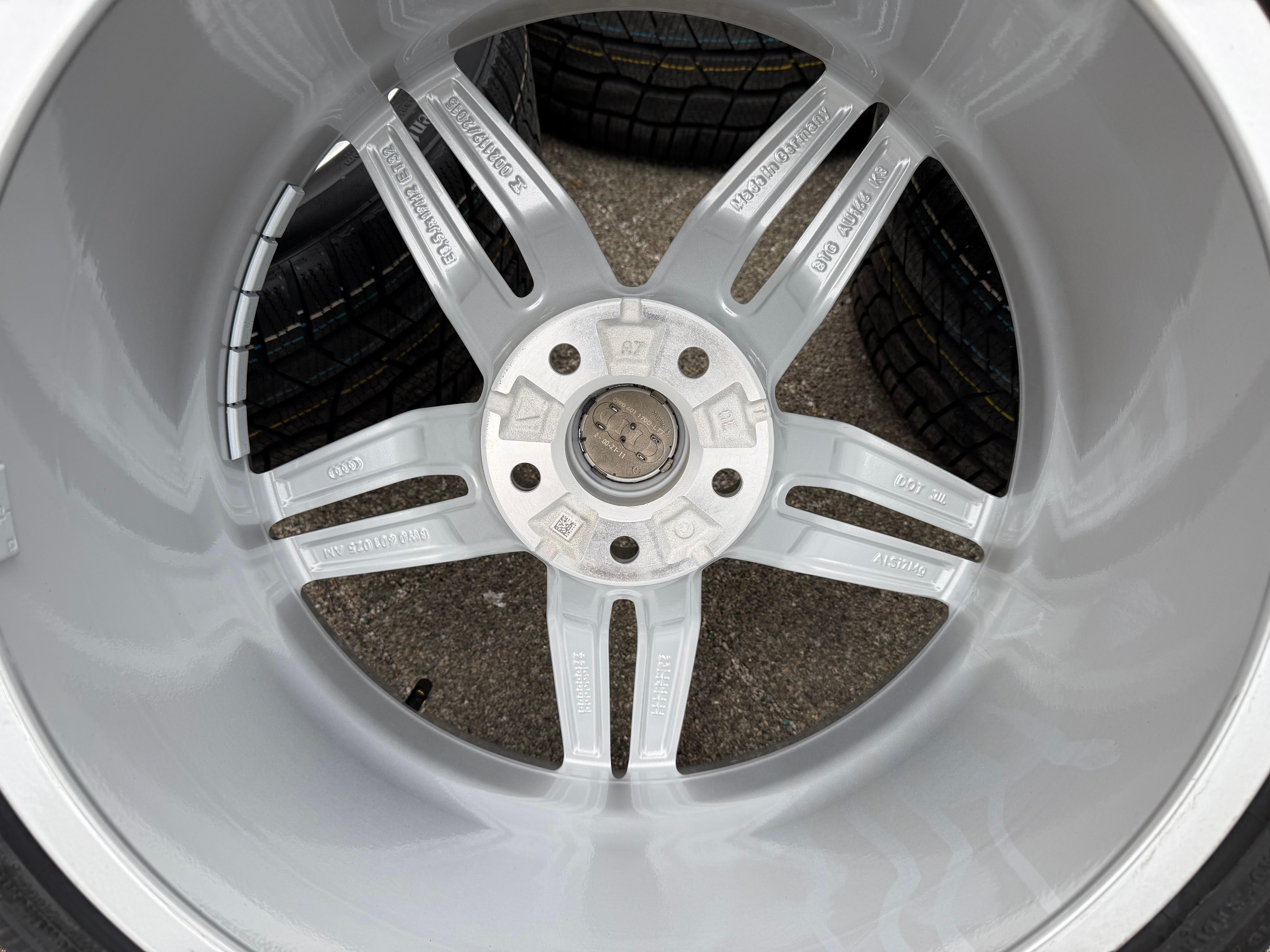 4 originele 19-inch aluminium wintervelgen voor Audi A5 S5 8W F5 8W0601025AM 255/35R19 96V NIEUW 2023