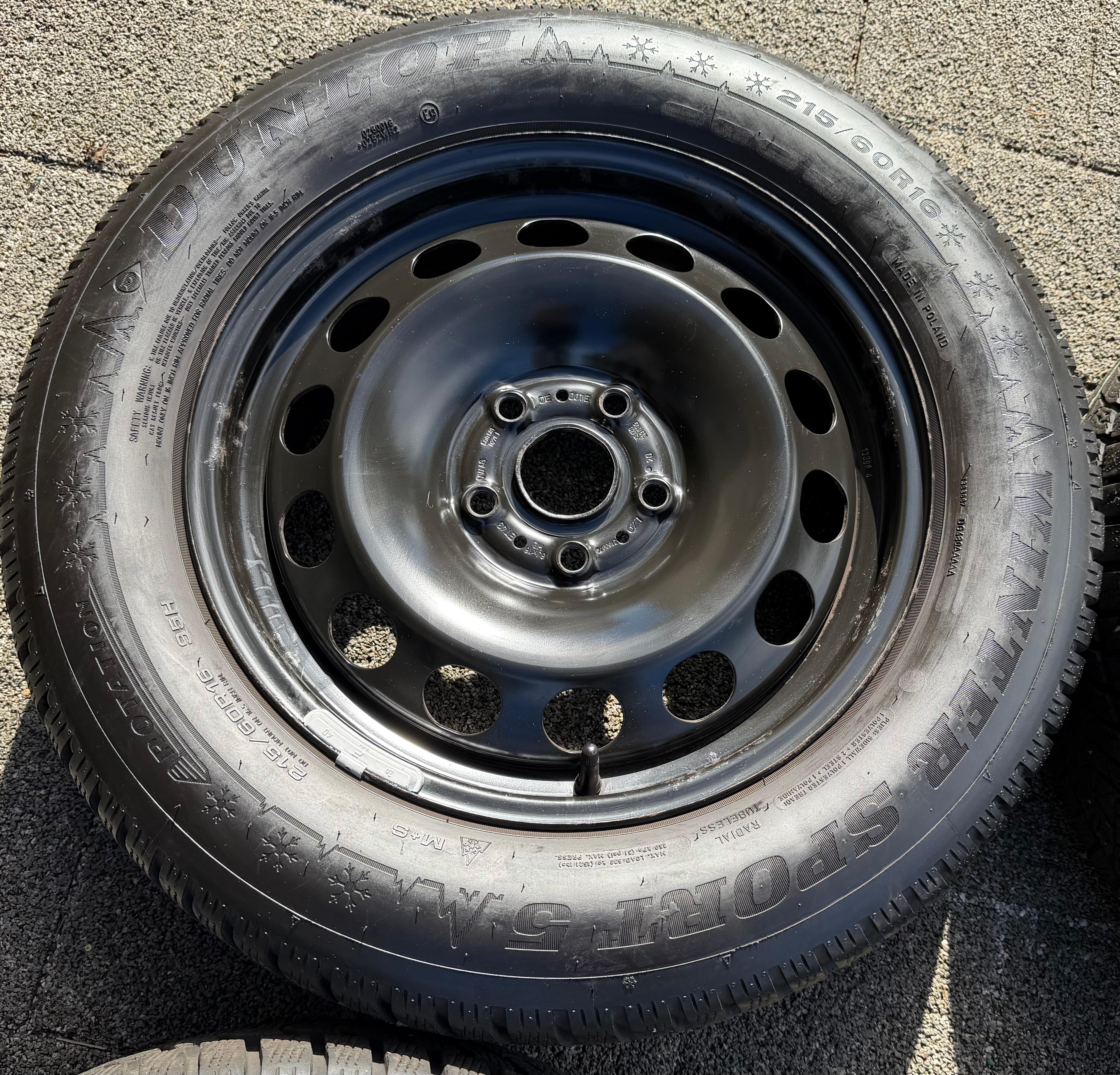 4 Winterräder VW T-Roc Skoda Karoq Seat Cupra Ateca 215/60R16 95H Dunlop